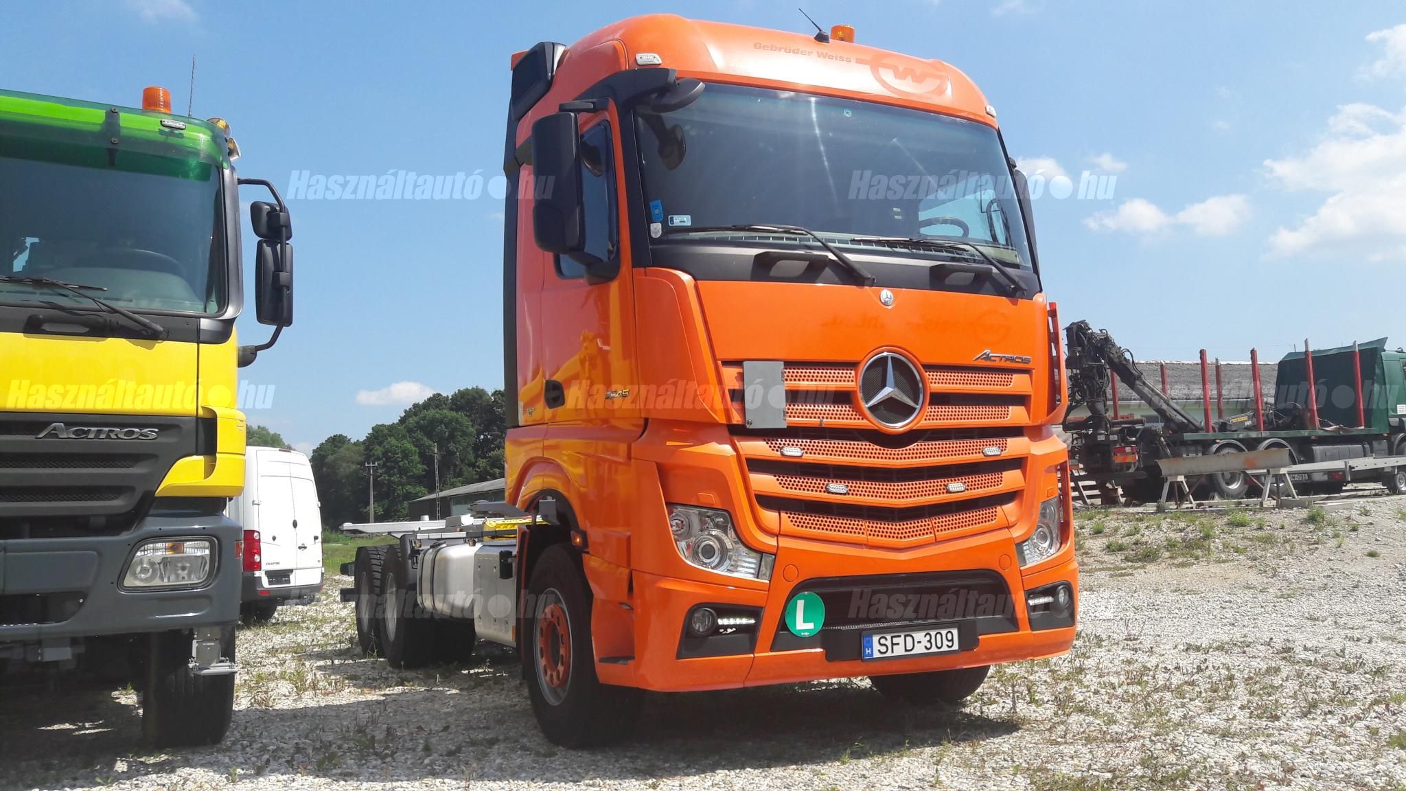 MERCEDES-BENZ 2014/12 - 1
