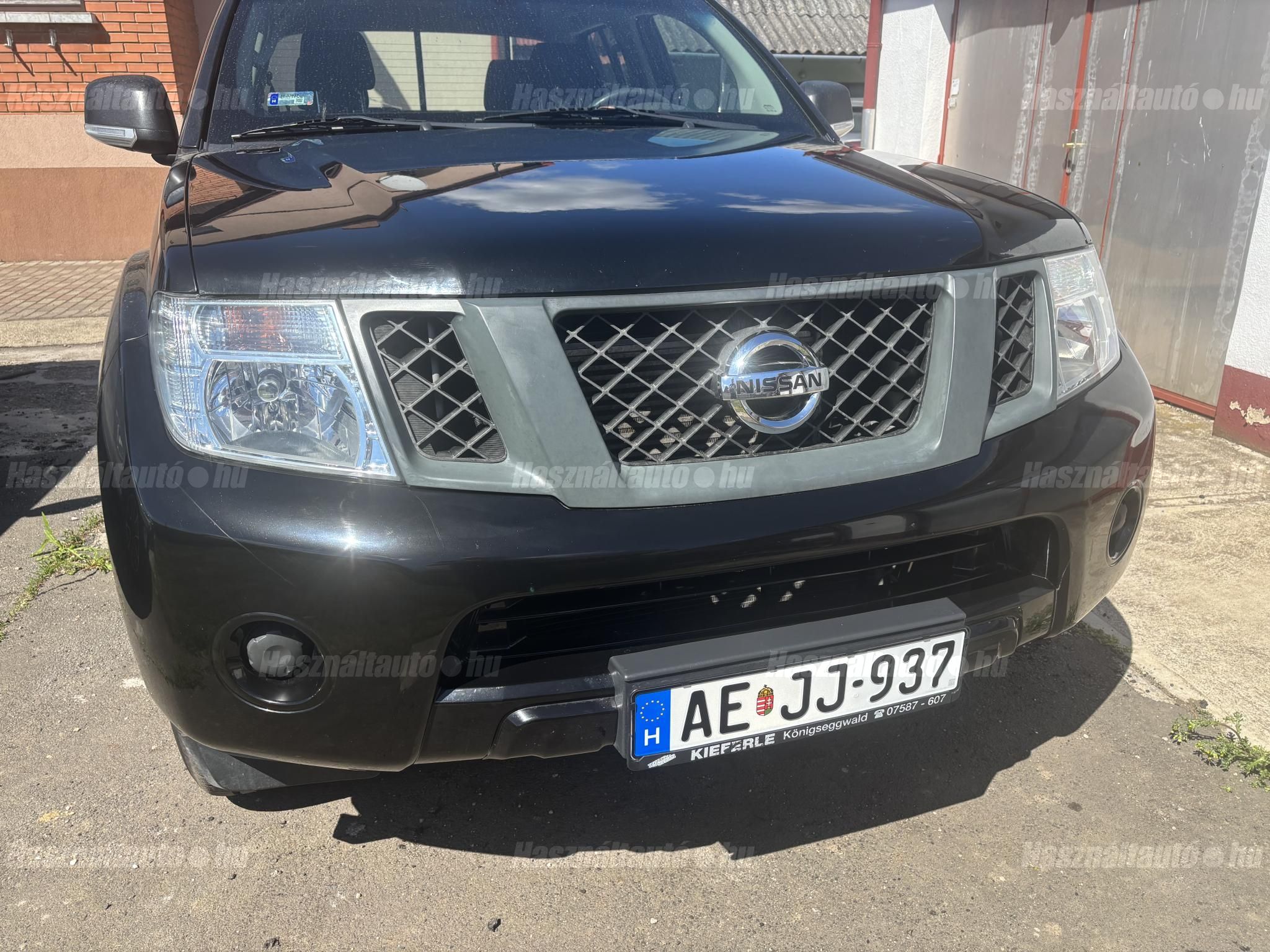 NISSAN NAVARA 2014/6 - 1