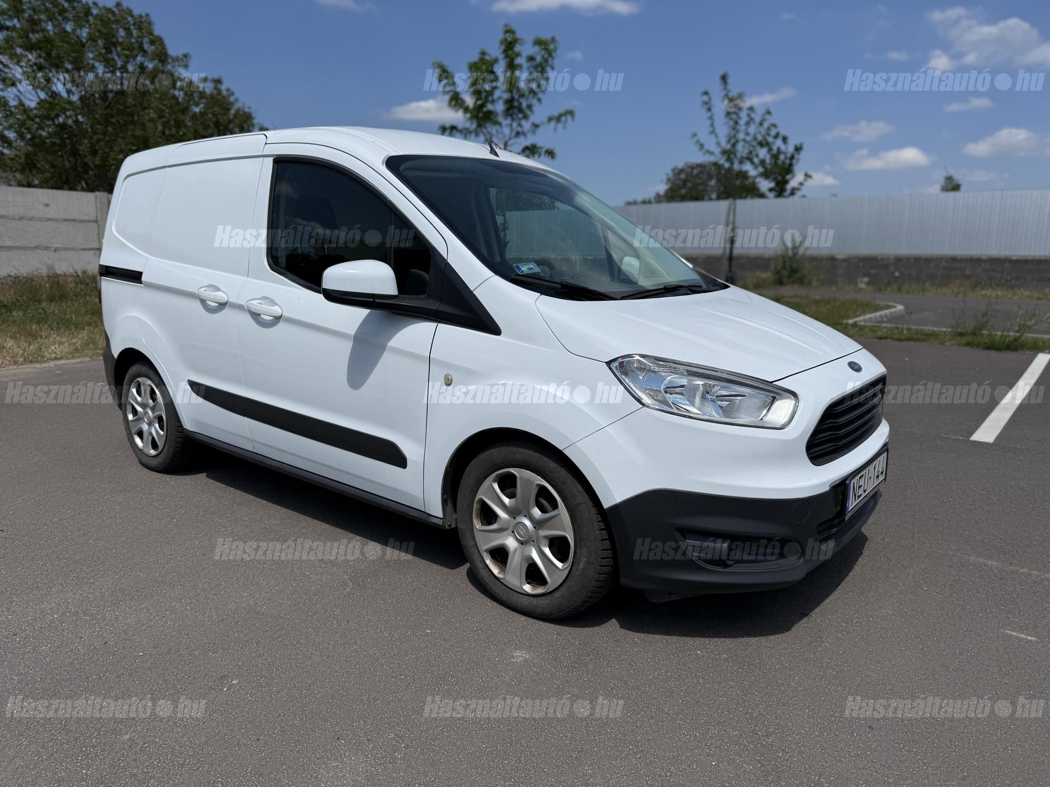 FORD COURIER 2015/6 - 1