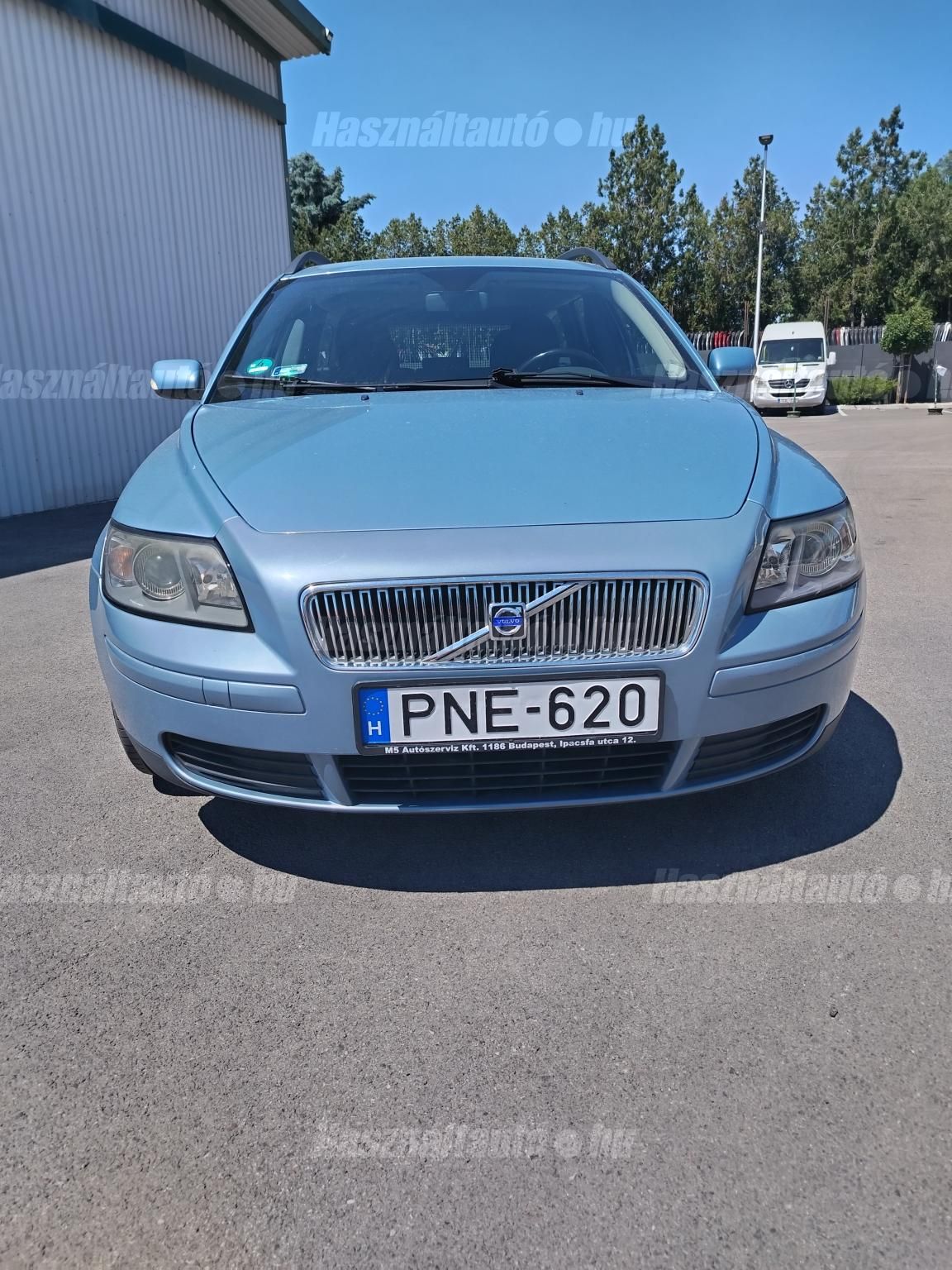 VOLVO V50 2004/5 - 1