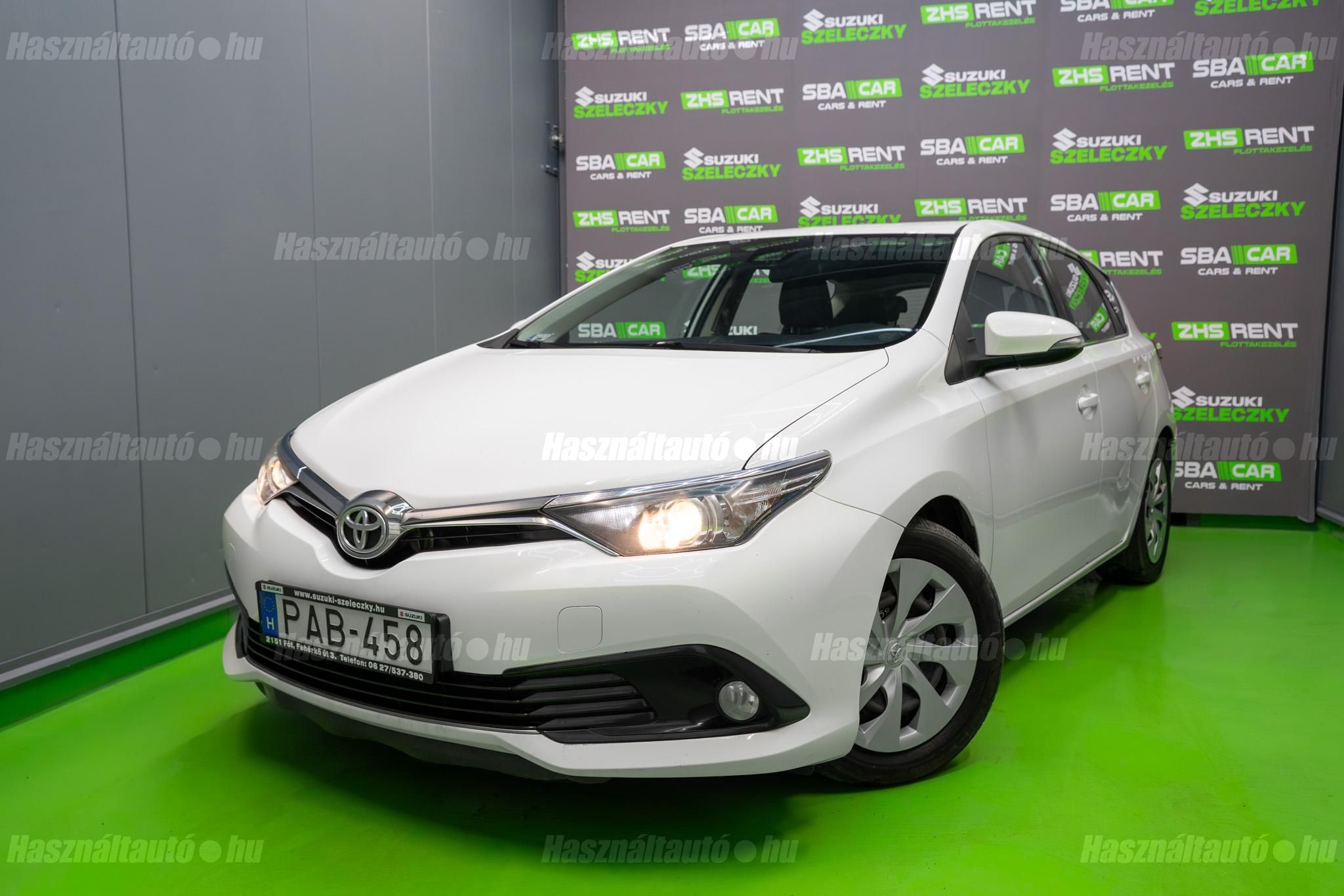 TOYOTA AURIS 2017/3 - 1