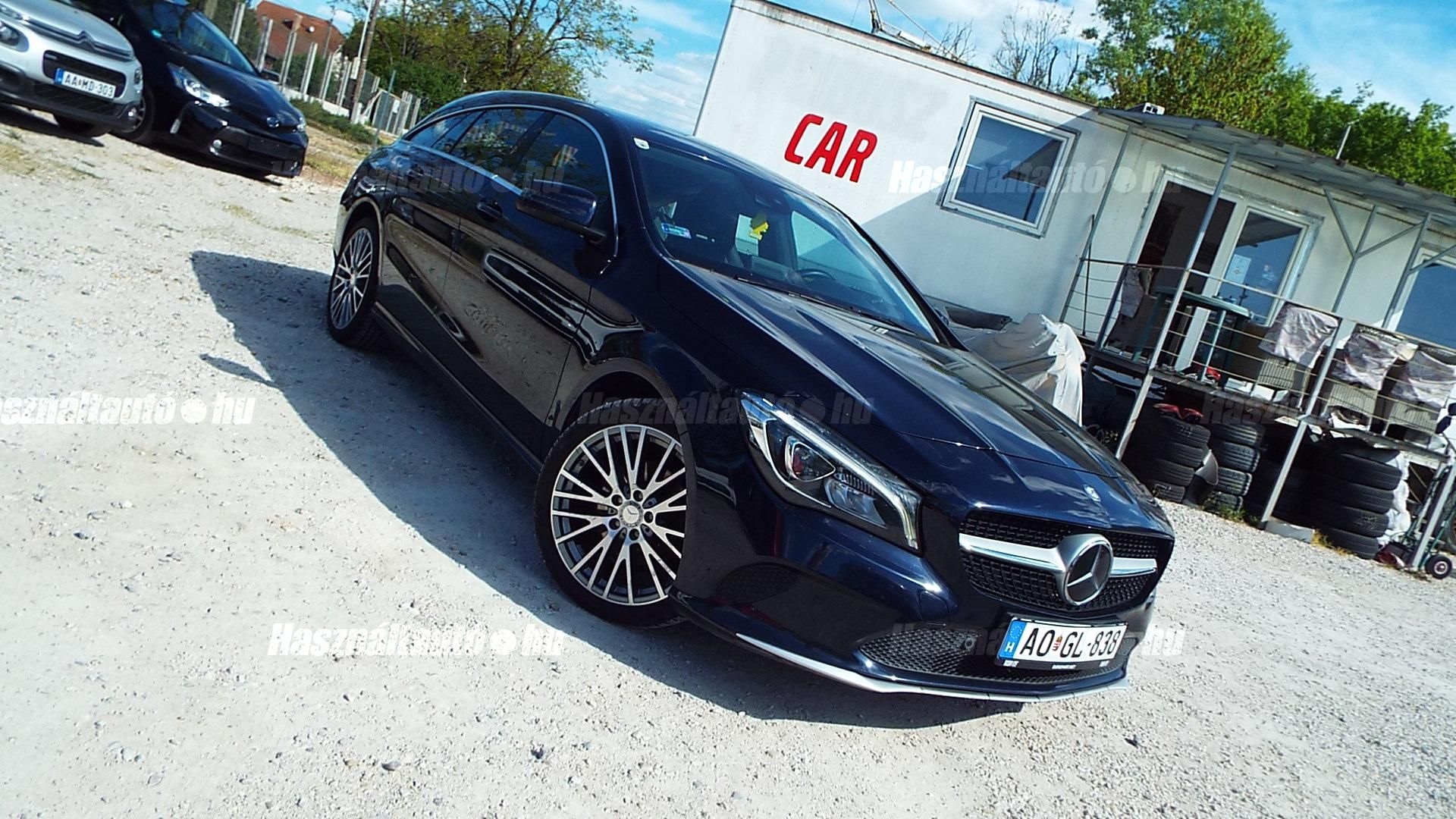 MERCEDES-BENZ CLA 220 2017/1 - 1