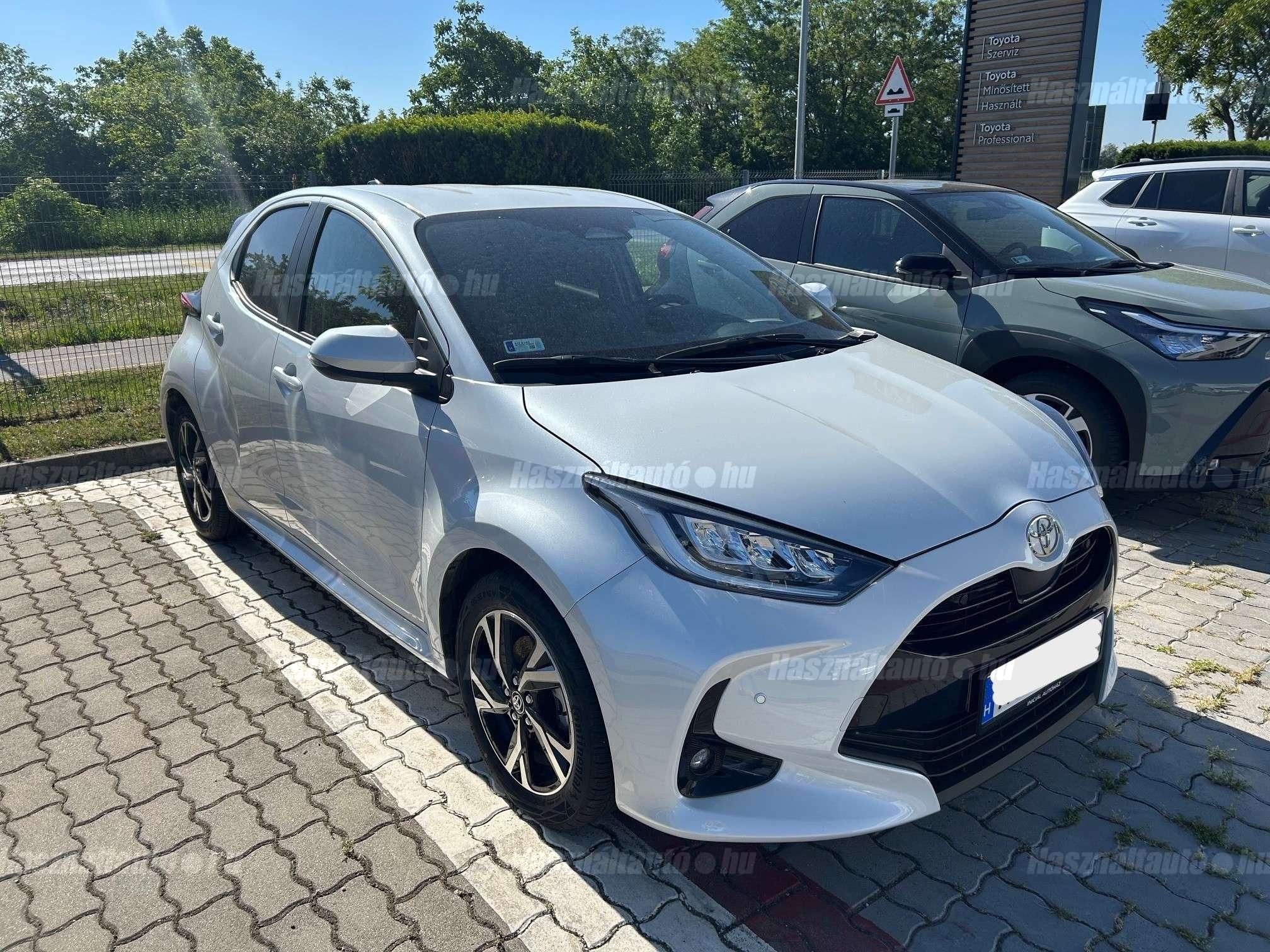 TOYOTA YARIS 2025 - 1