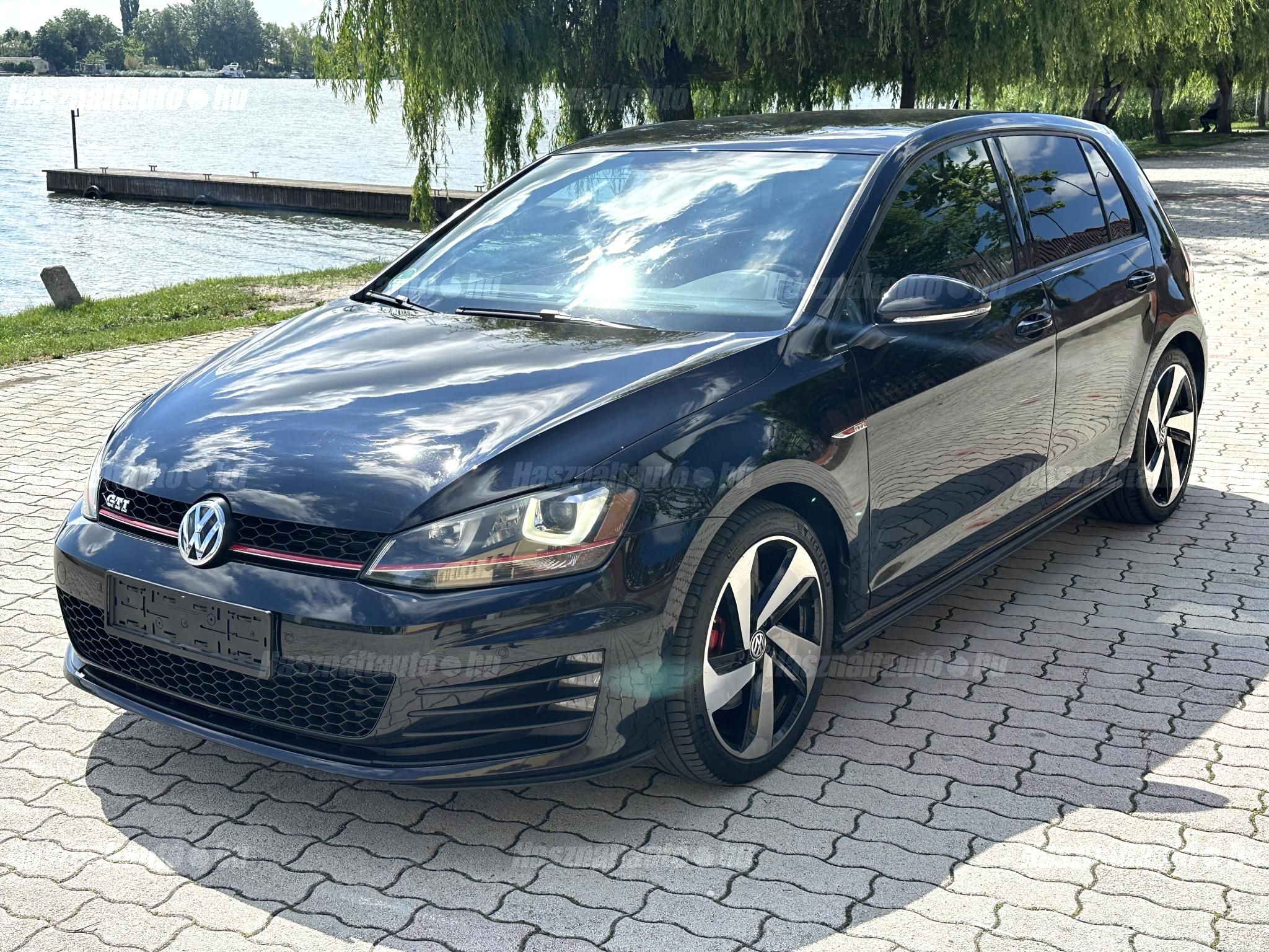 VOLKSWAGEN GOLF 2015/6 - 1