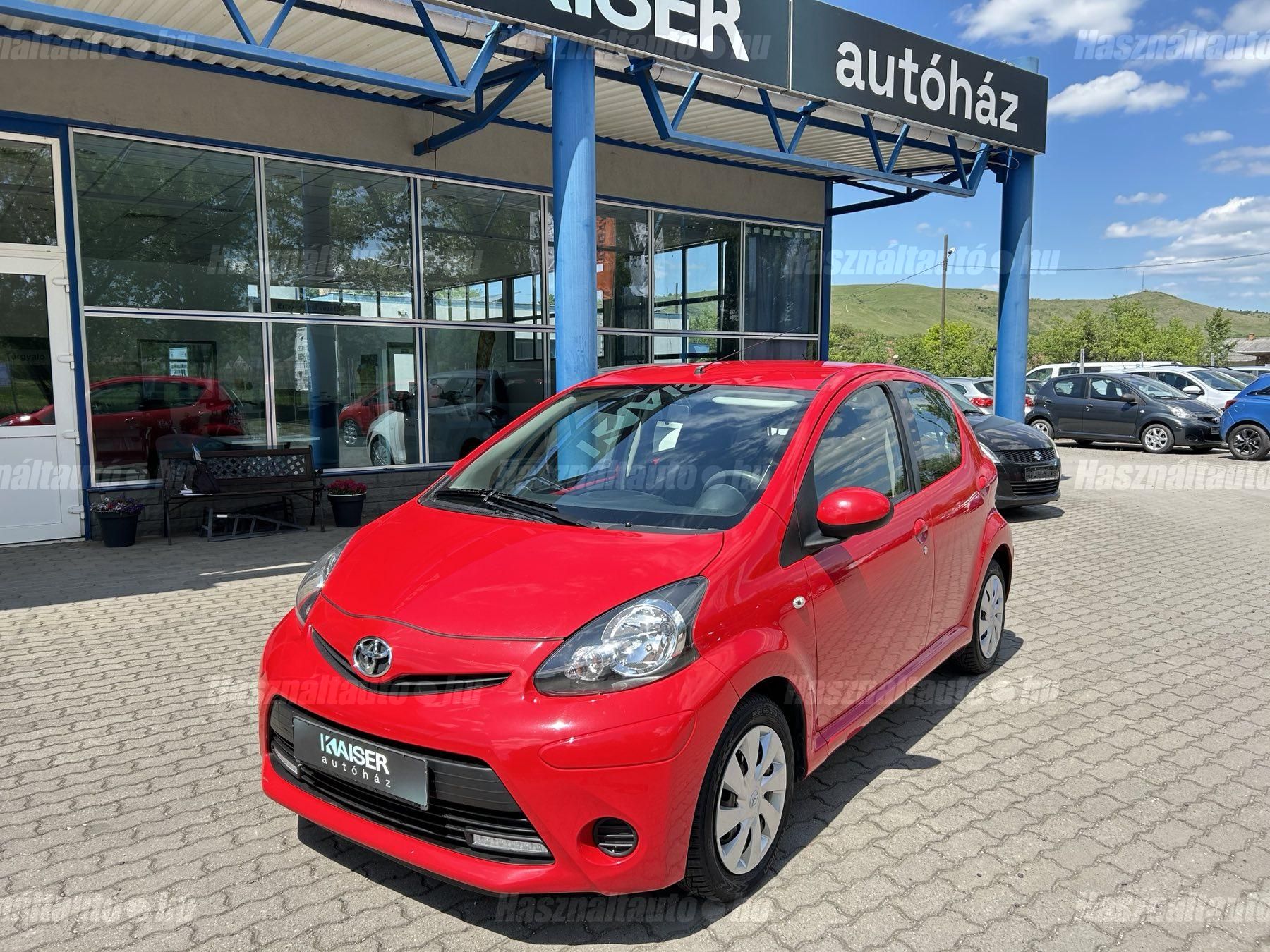 TOYOTA AYGO 2014/6 - 1