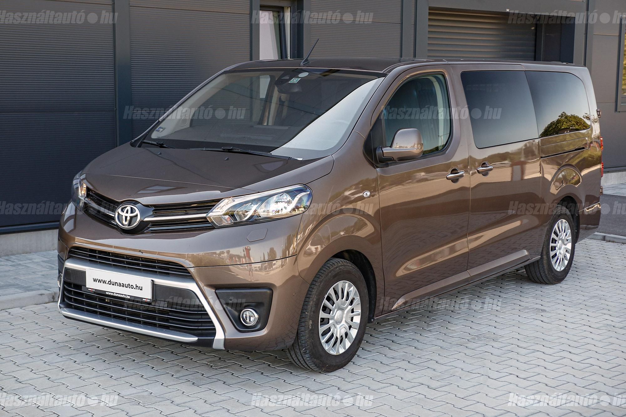 TOYOTA PROACE 2022/10 - 1