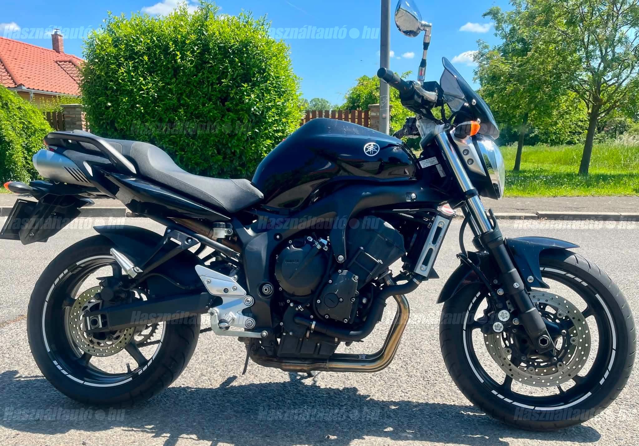 YAMAHA FZ6-N 2008/4 - 1