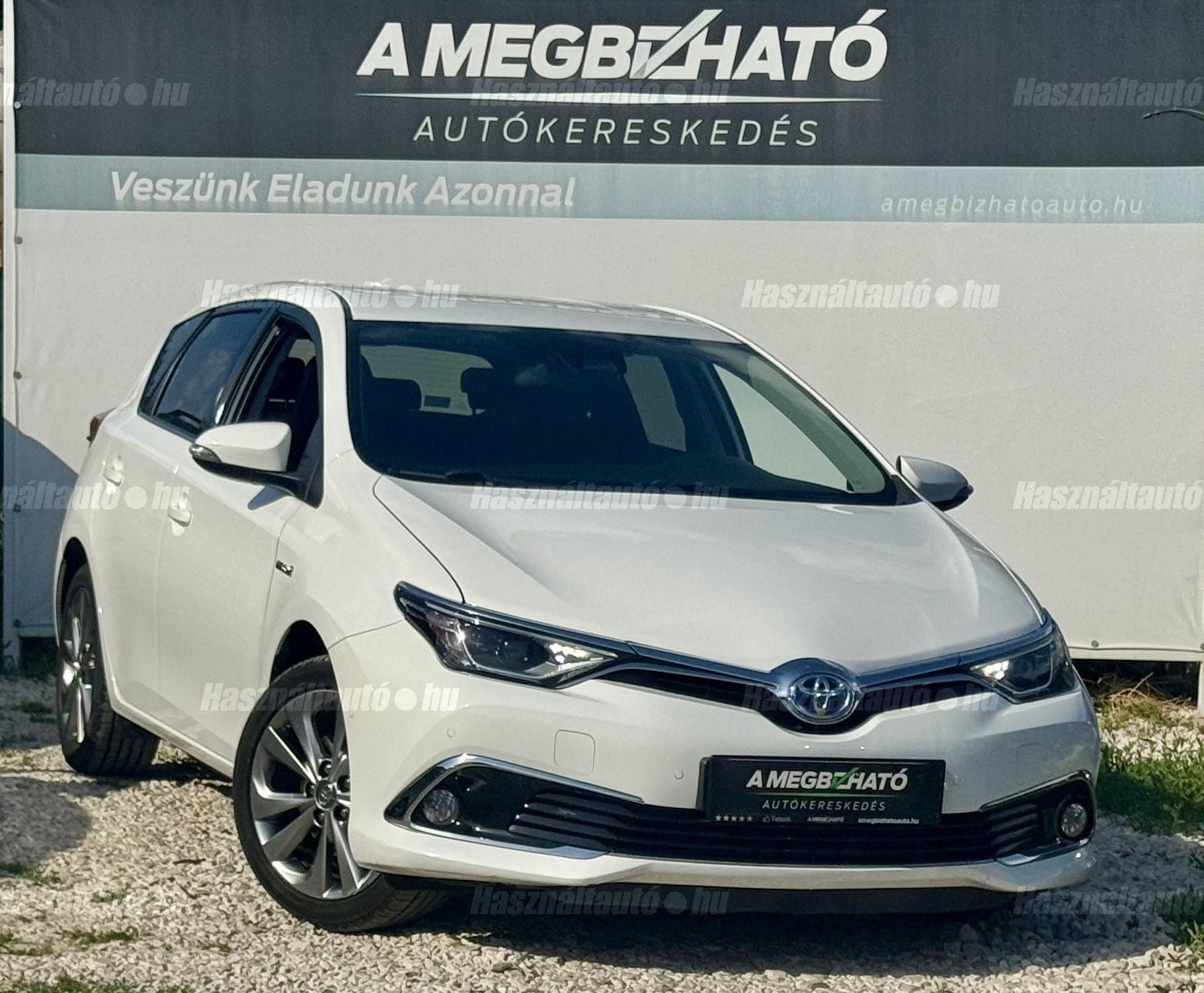 TOYOTA AURIS 2015/11 - 1