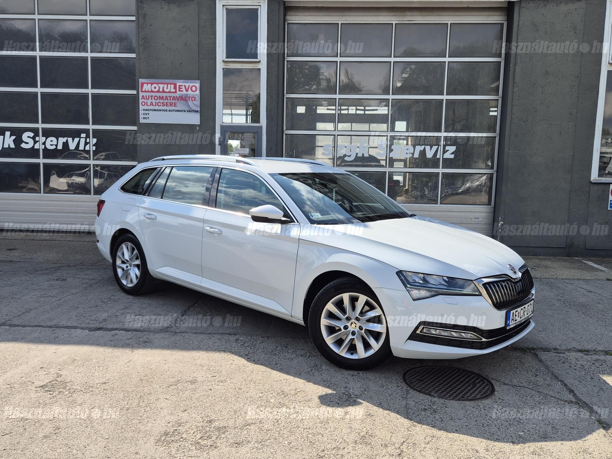 SKODA SUPERB 2023/7 - 1