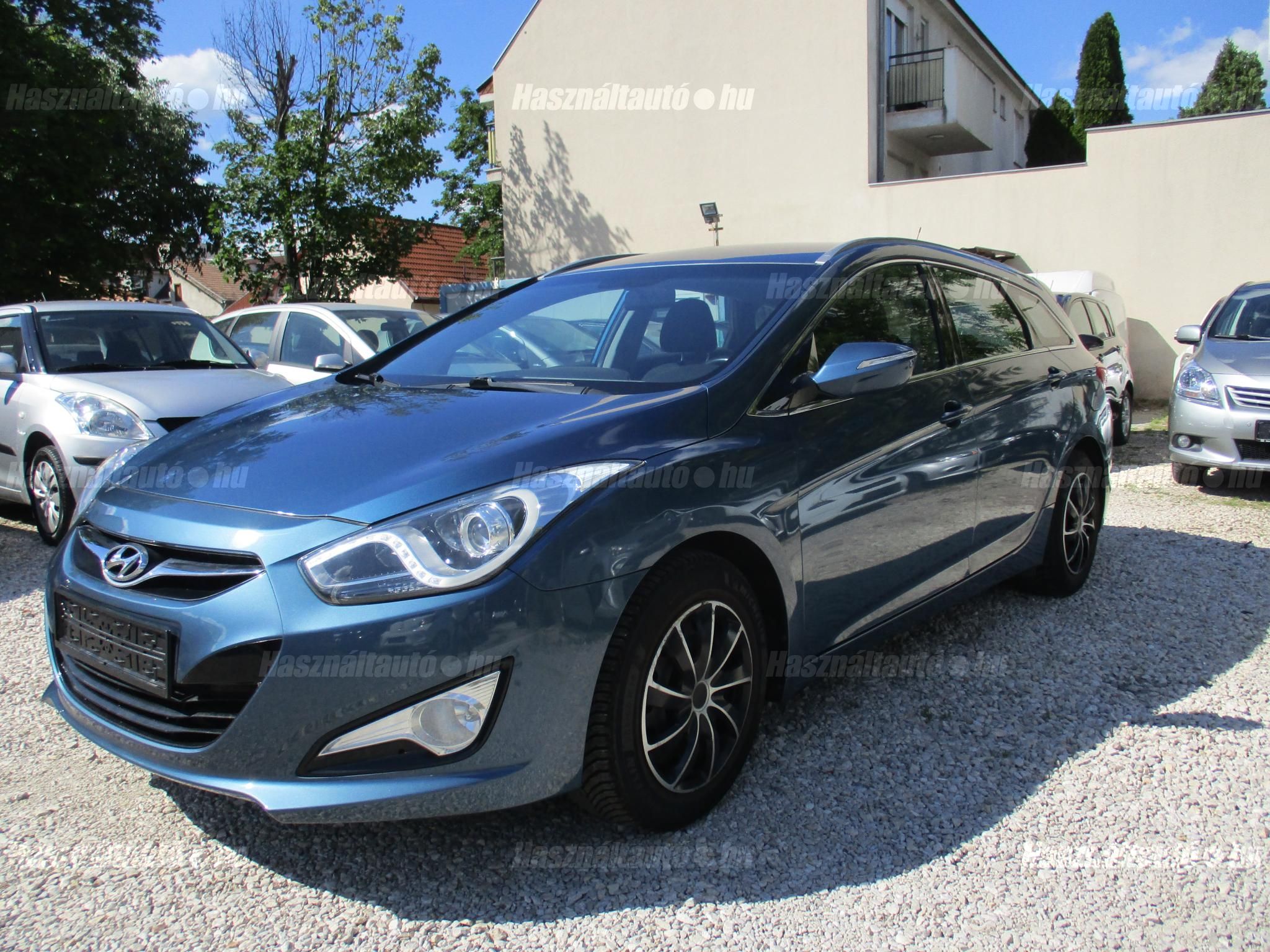 HYUNDAI I40 2013/4 - 1