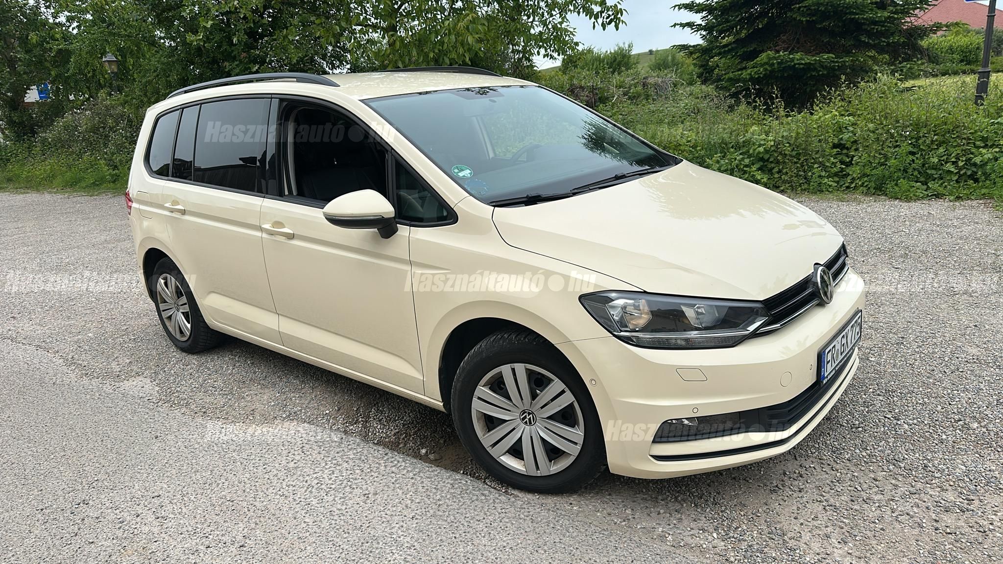 VOLKSWAGEN TOURAN 2020/8 - 1