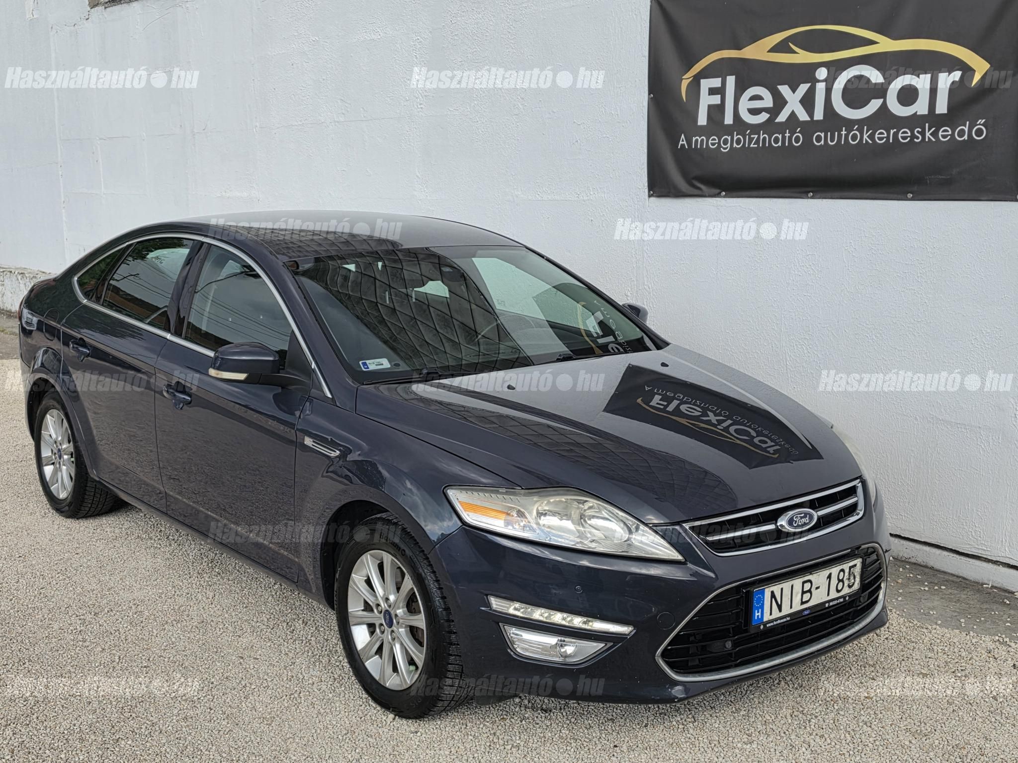 FORD MONDEO 2012/3 - 1