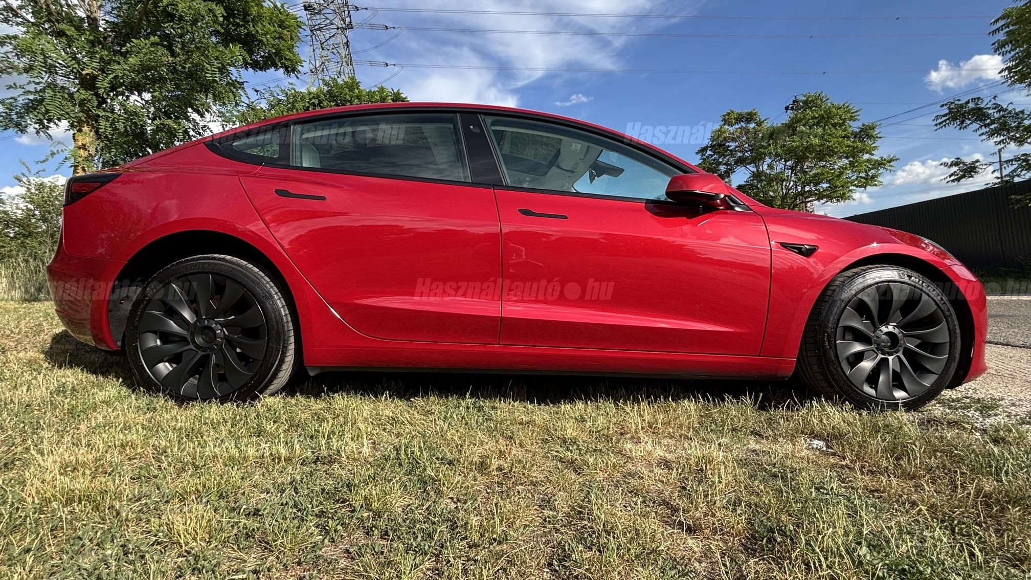 TESLA MODEL 3 2023/3 - 1