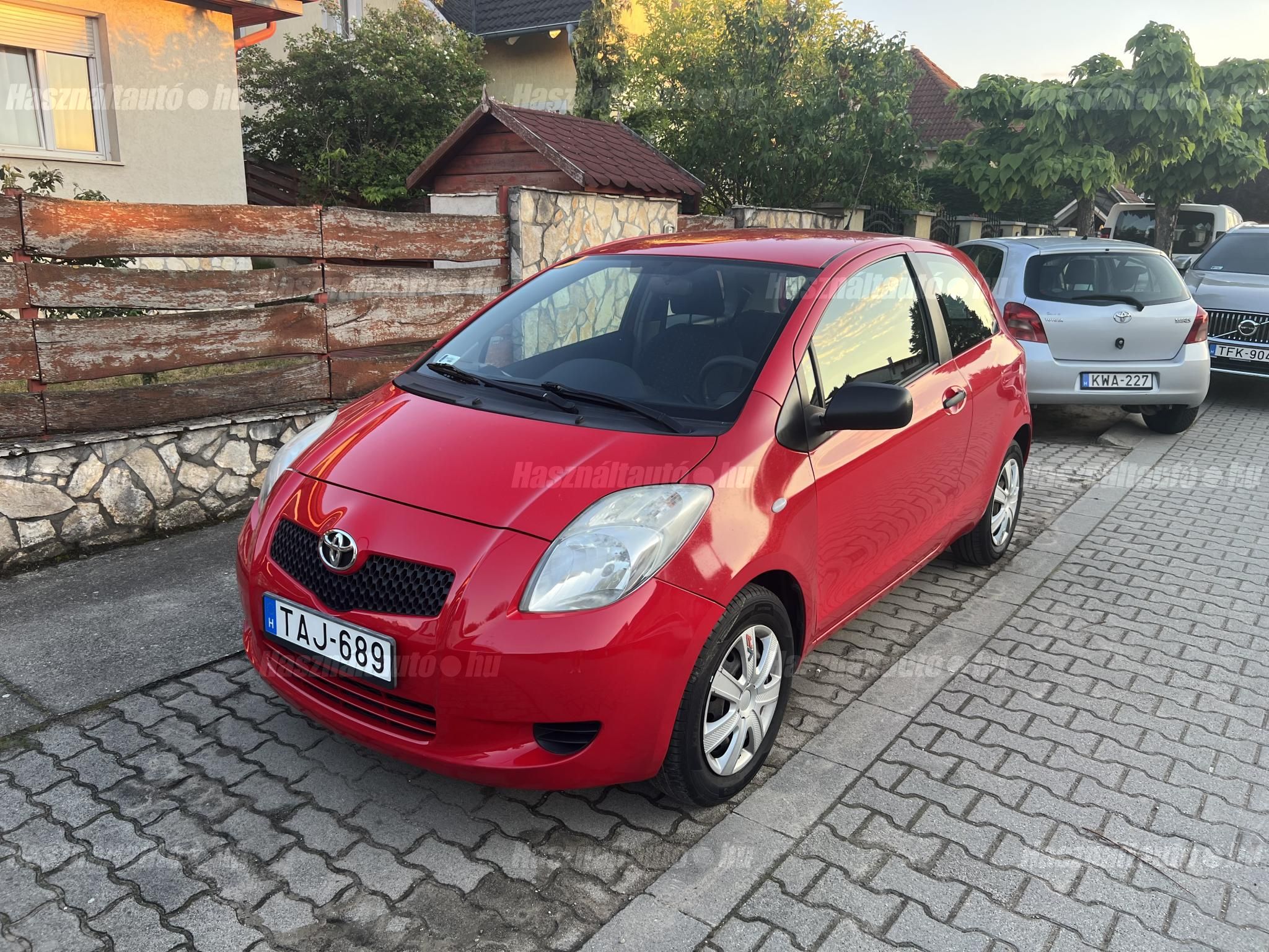 TOYOTA YARIS 2007/10 - 1