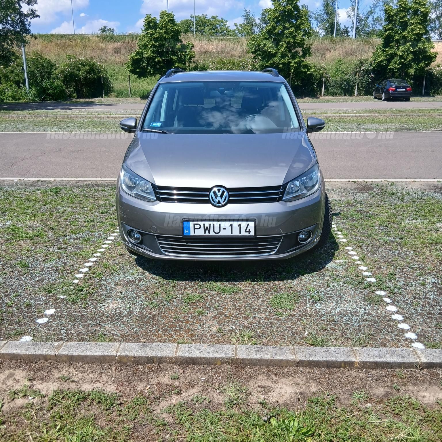 VOLKSWAGEN TOURAN 2010/9 - 1