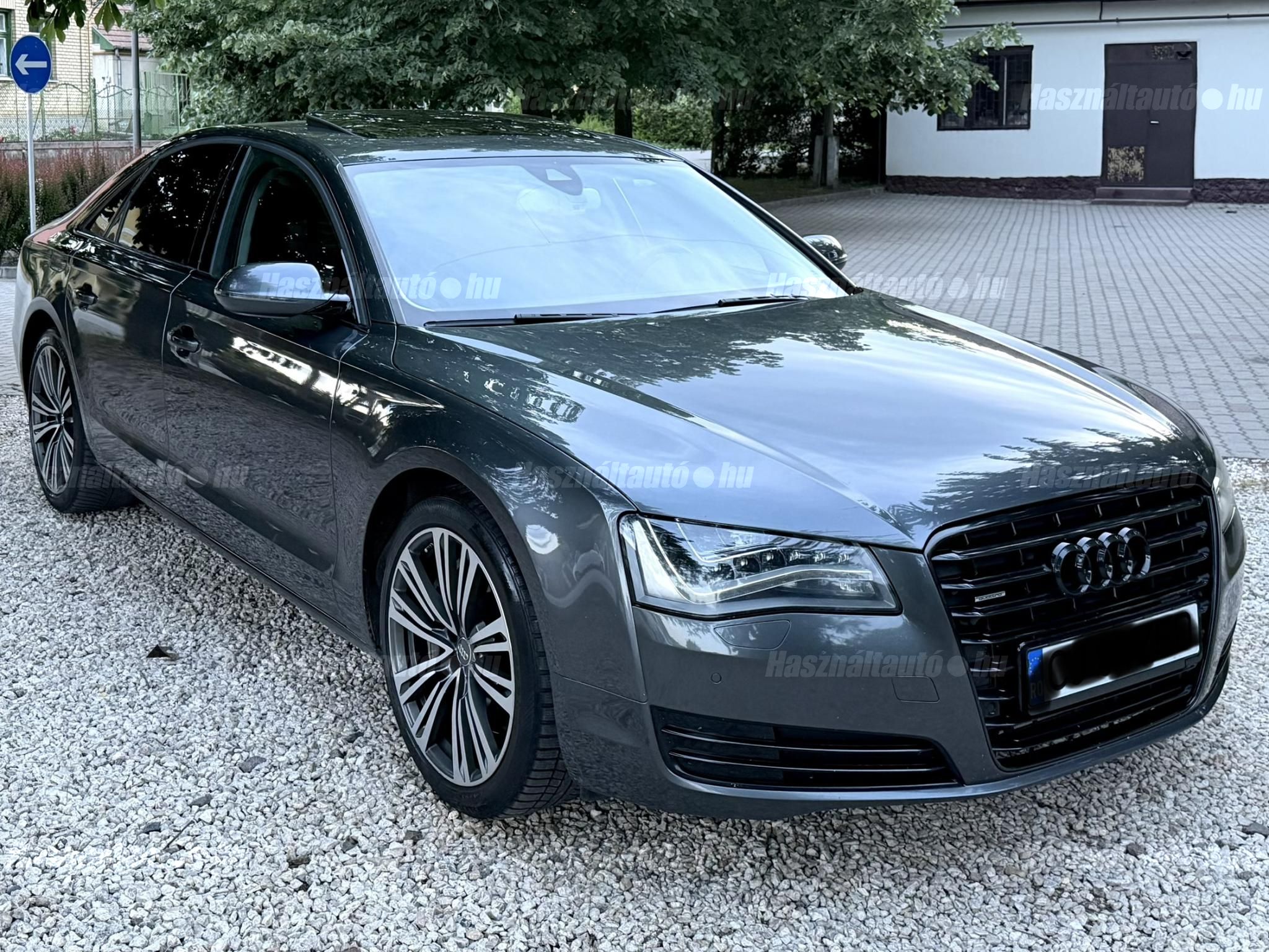 AUDI A8 2013/8 - 1