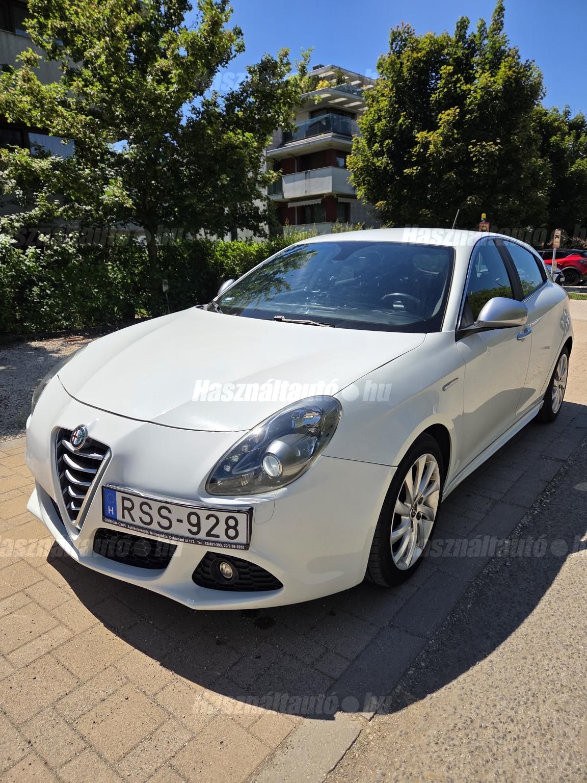 ALFA ROMEO GIULIETTA 2010/8 - 1