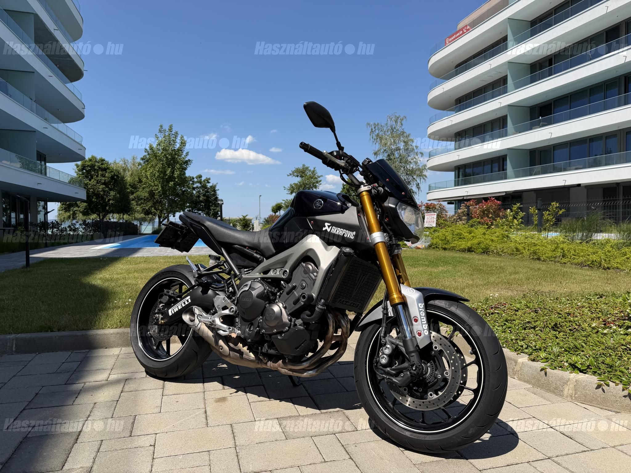 YAMAHA MT-09 2014 - 1