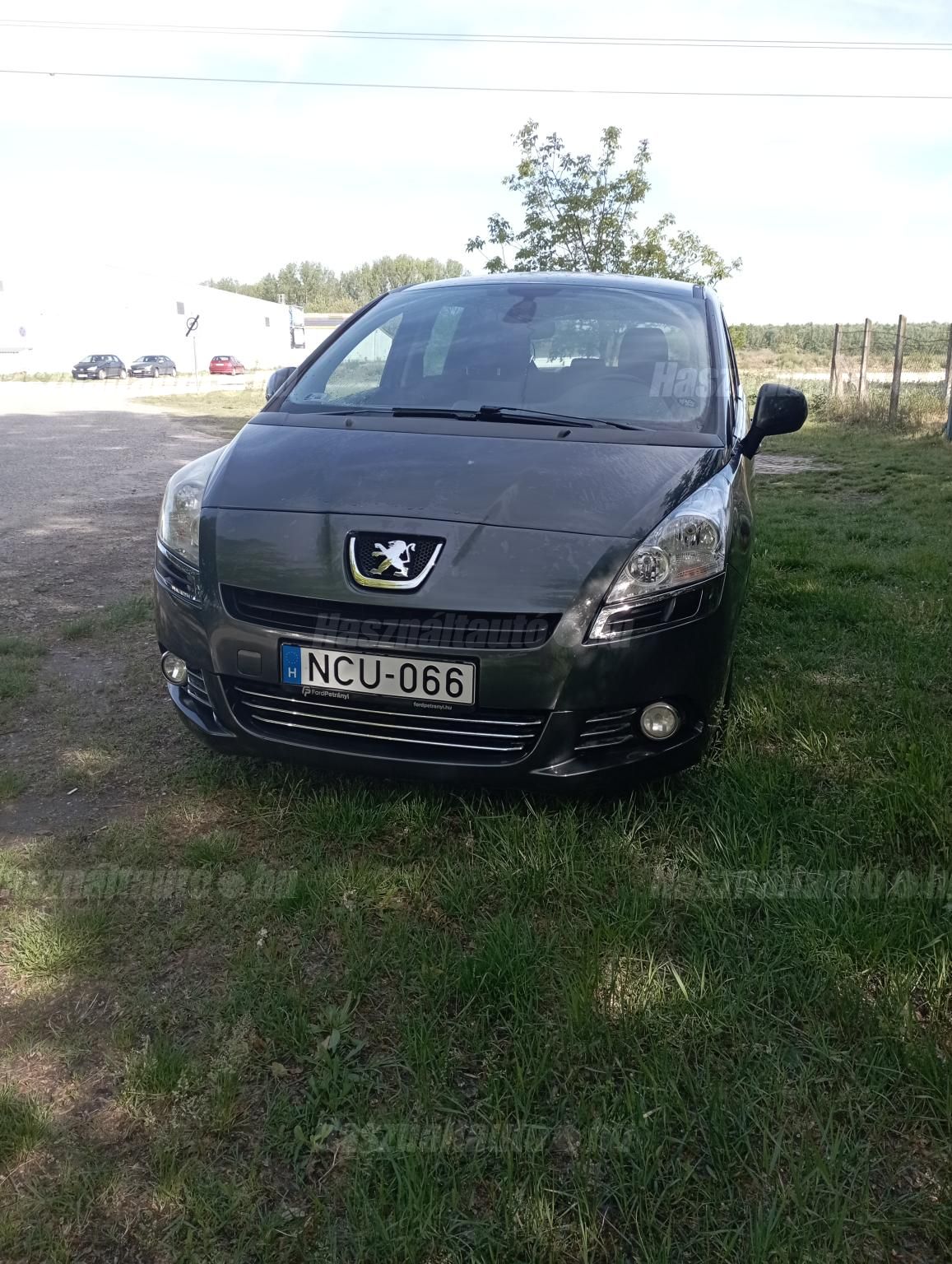 PEUGEOT 5008 2012/2 - 1