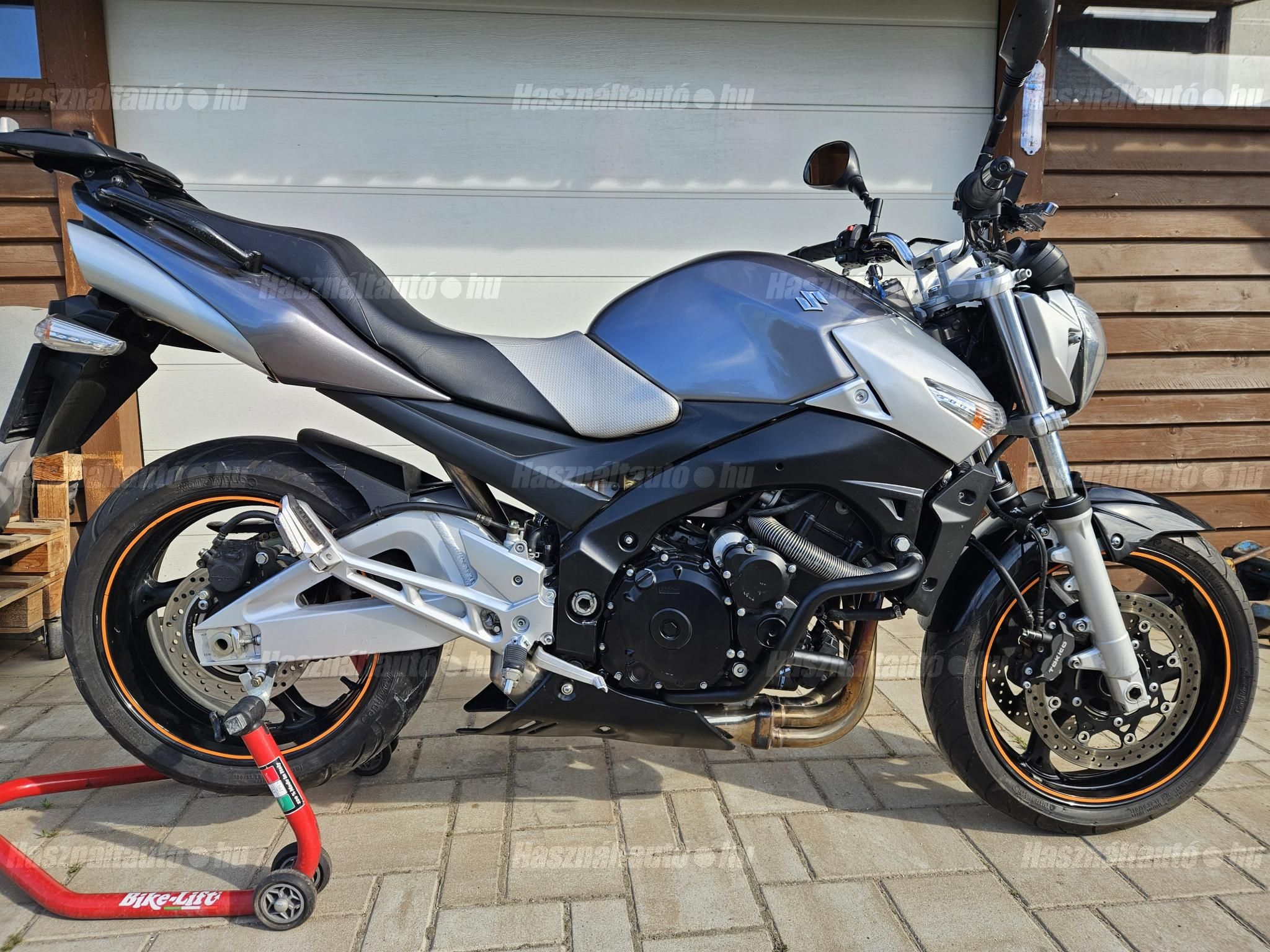 SUZUKI GSR 600 2011/3 - 1