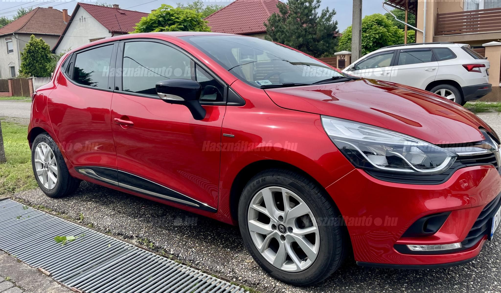 RENAULT CLIO 2019/10 - 1