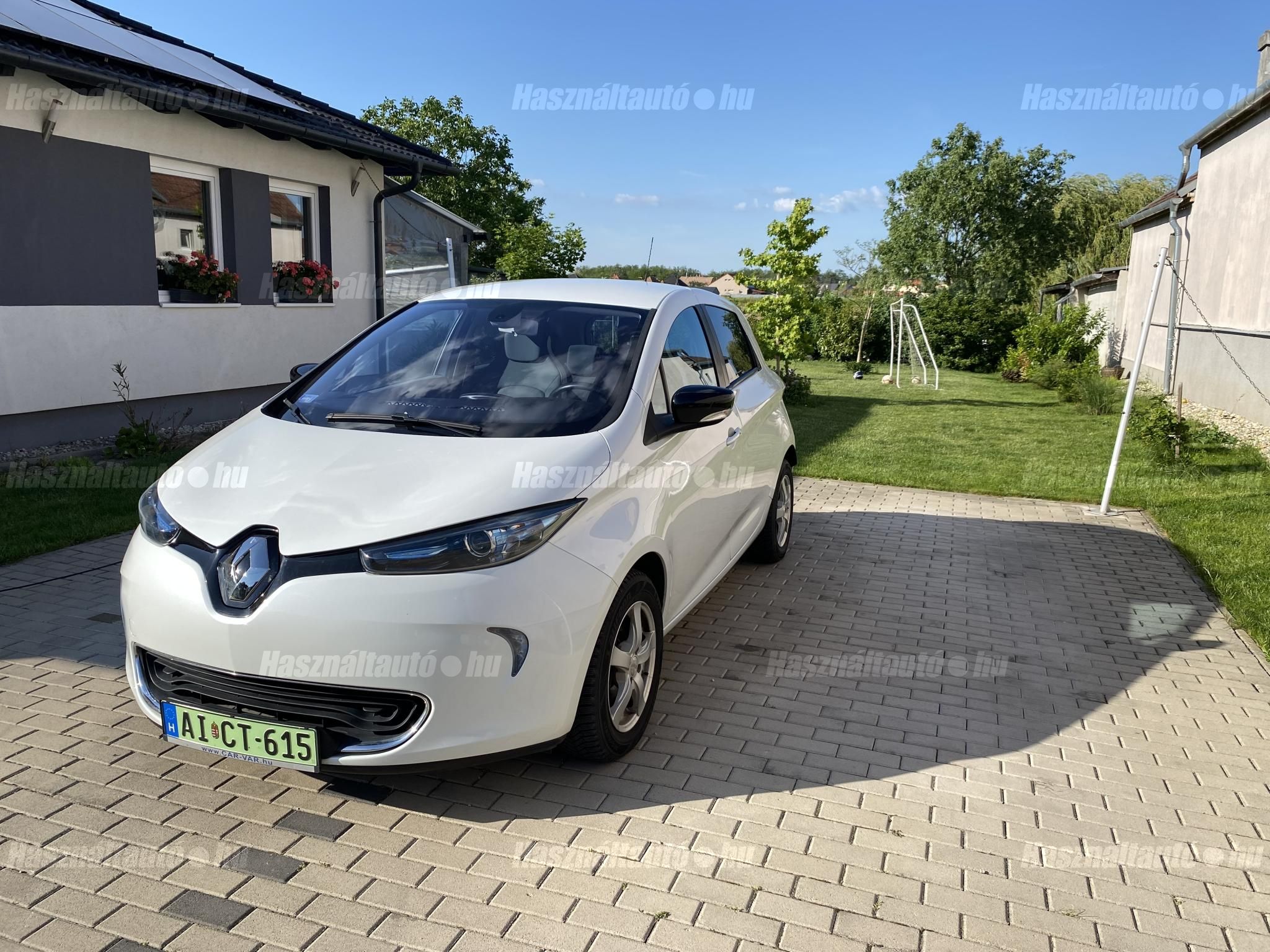 RENAULT ZOE 2015/6 - 1