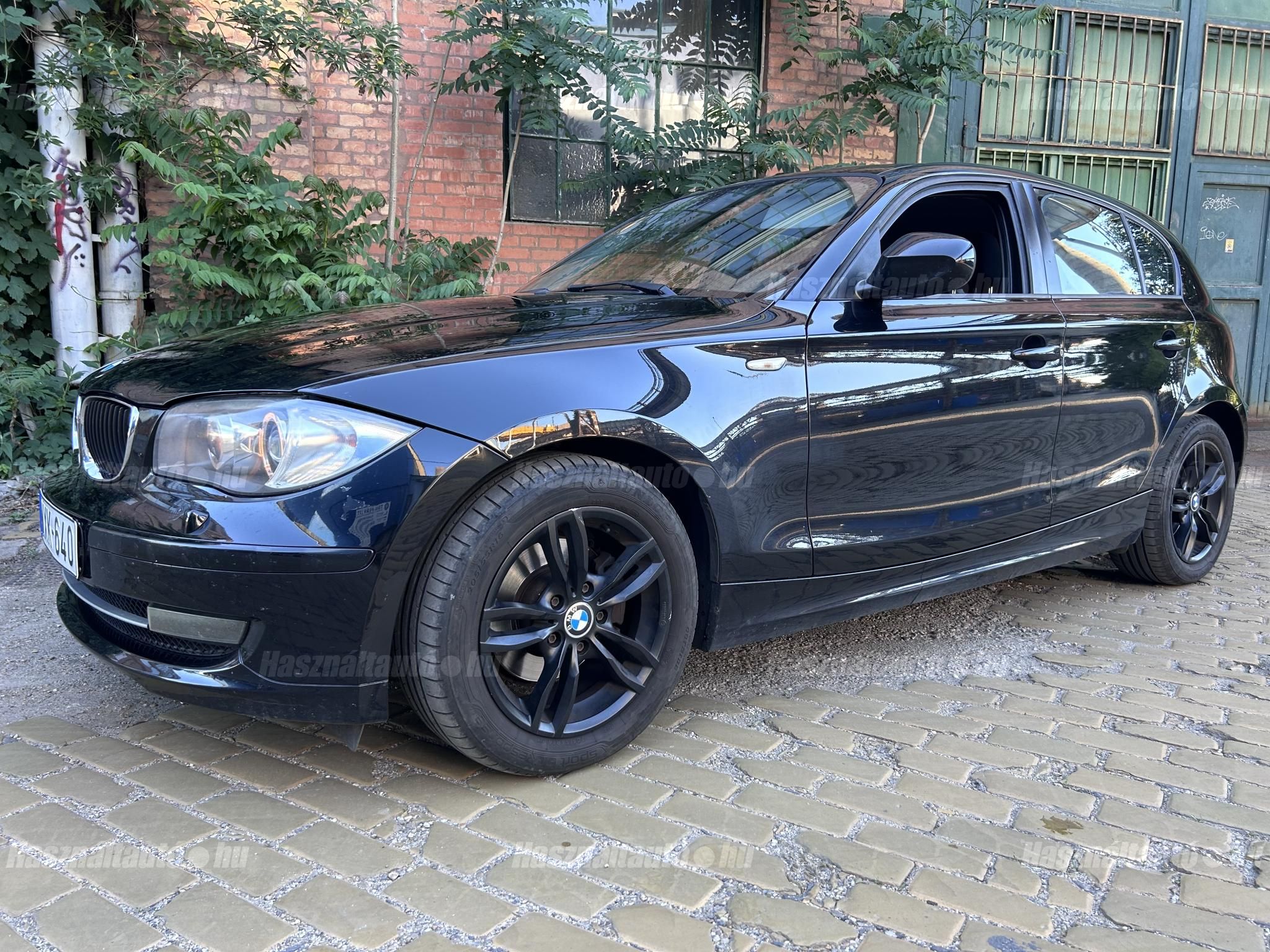 BMW 118 2010/10 - 1