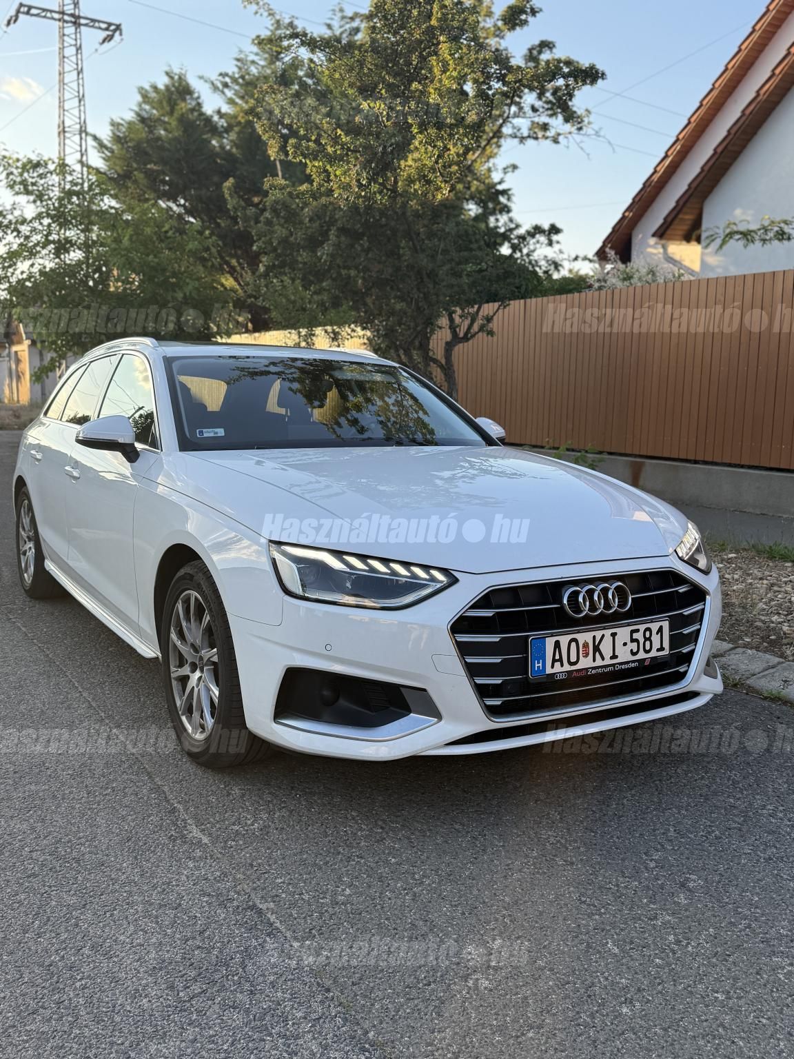 AUDI A4 2022/11 - 1