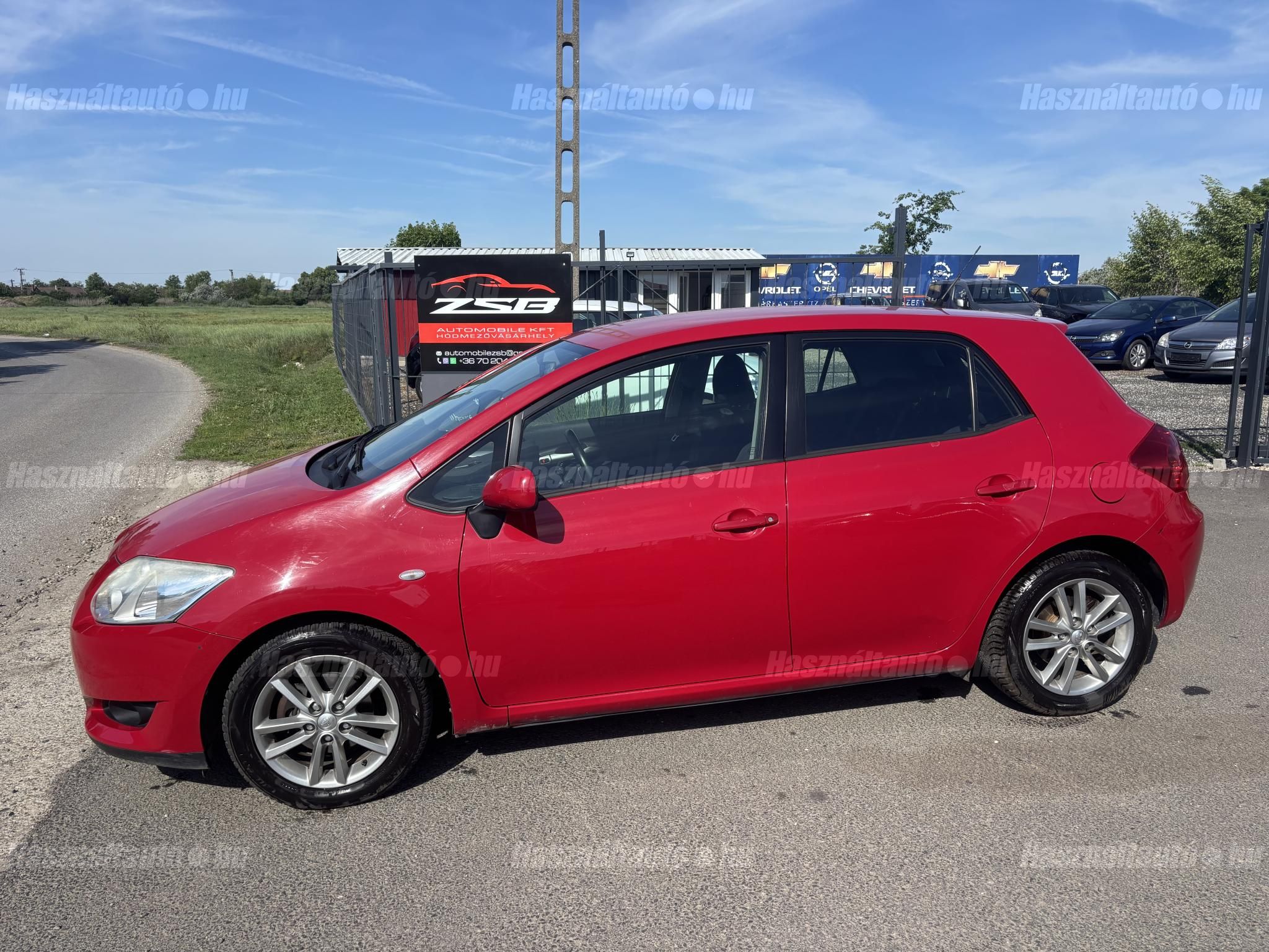 TOYOTA AURIS 2009/6 - 1