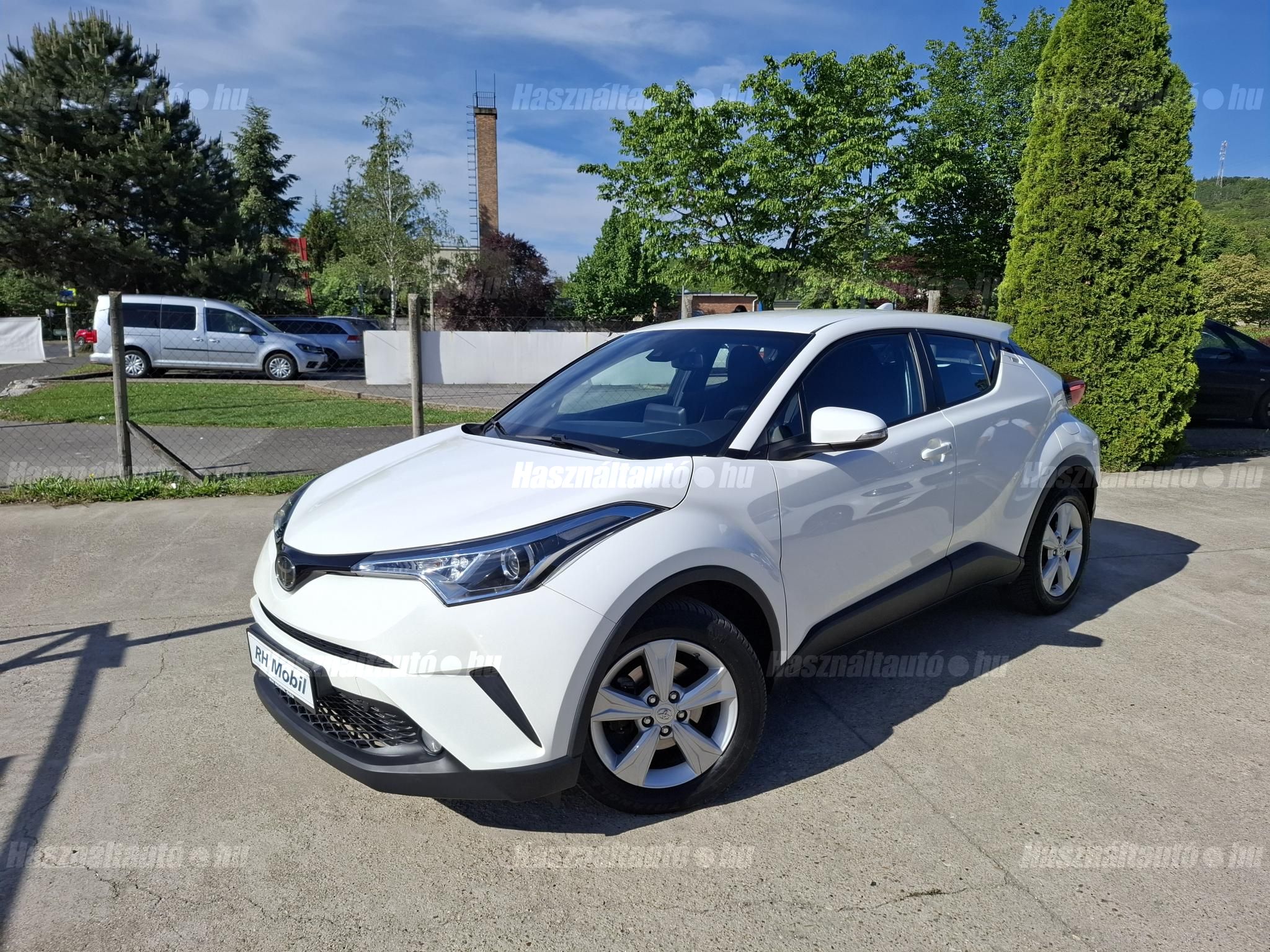 TOYOTA C-HR 2018/10 - 1