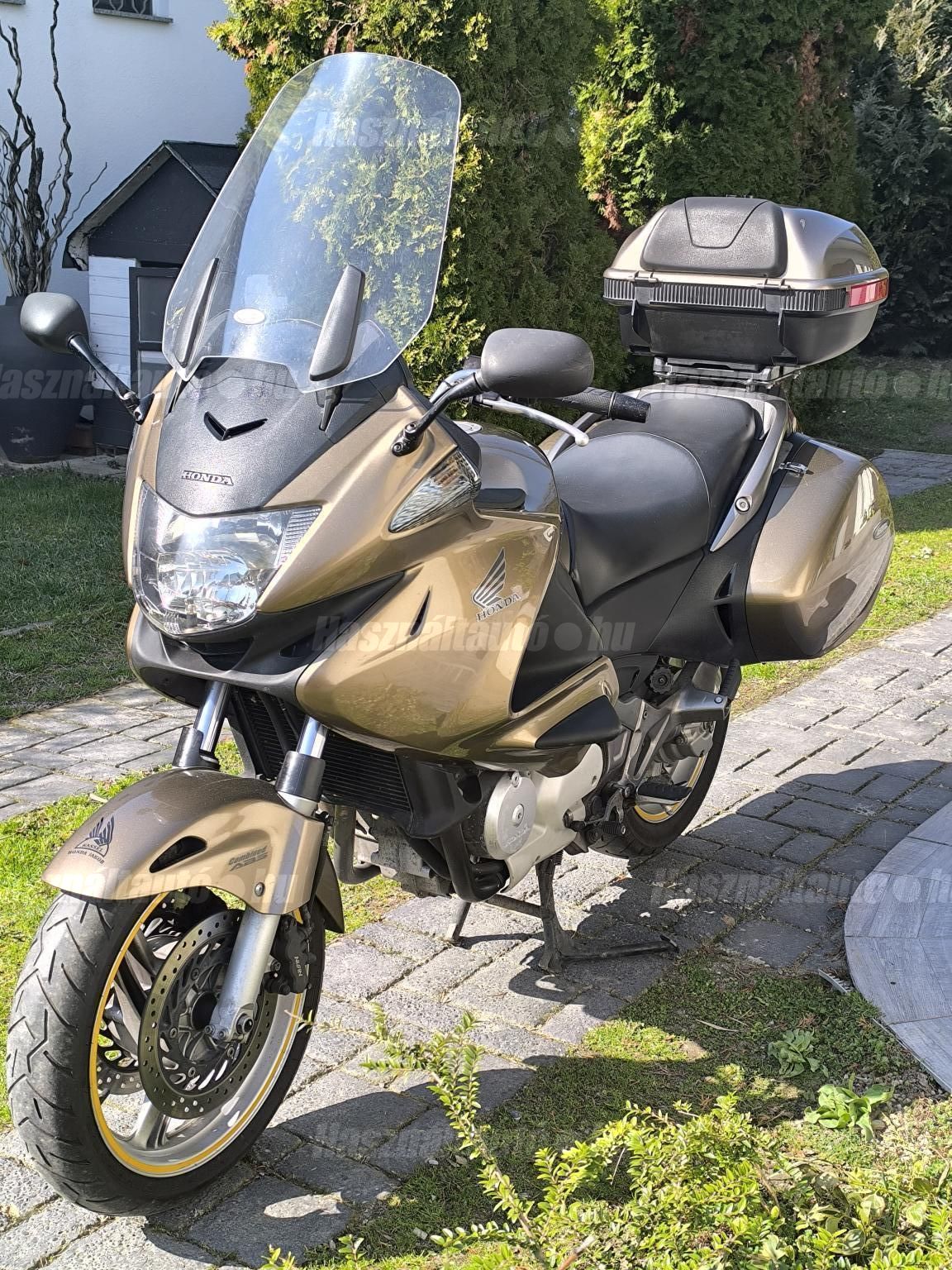 HONDA NT 700 V DEAUVILLE 2007/8 - 1