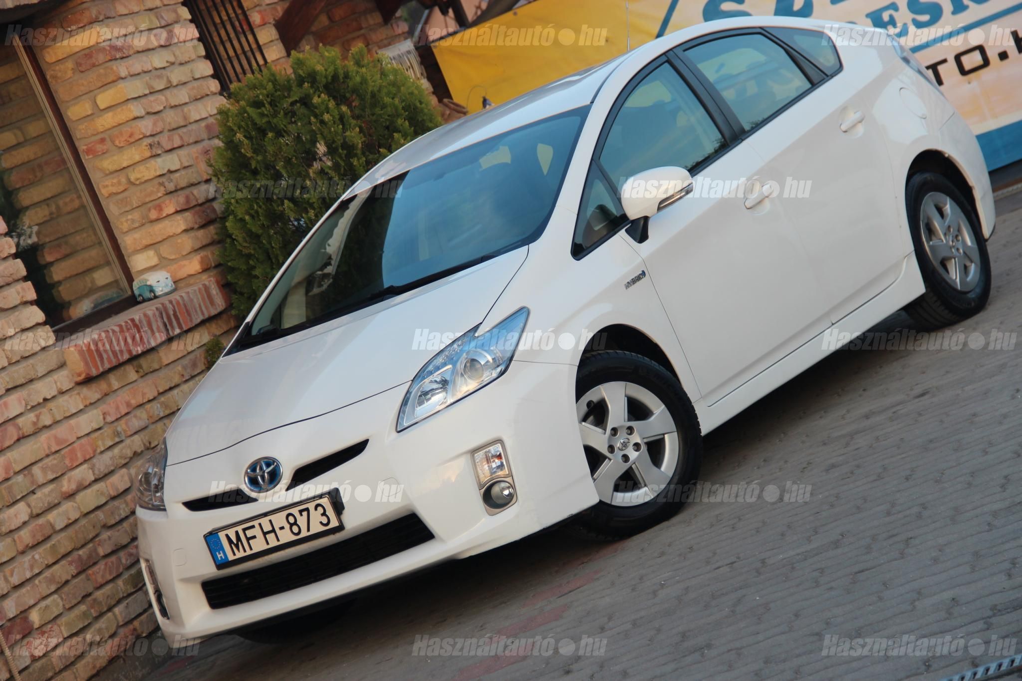 TOYOTA PRIUS 2010/12 - 1