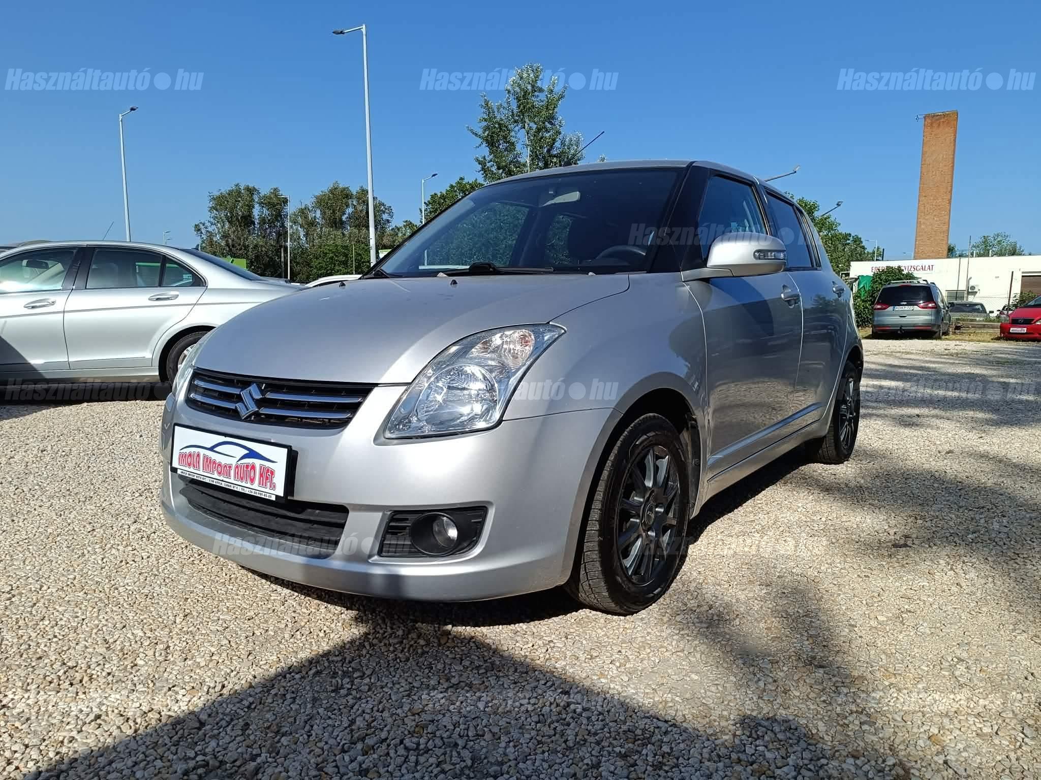 SUZUKI SWIFT 2010/3 - 1