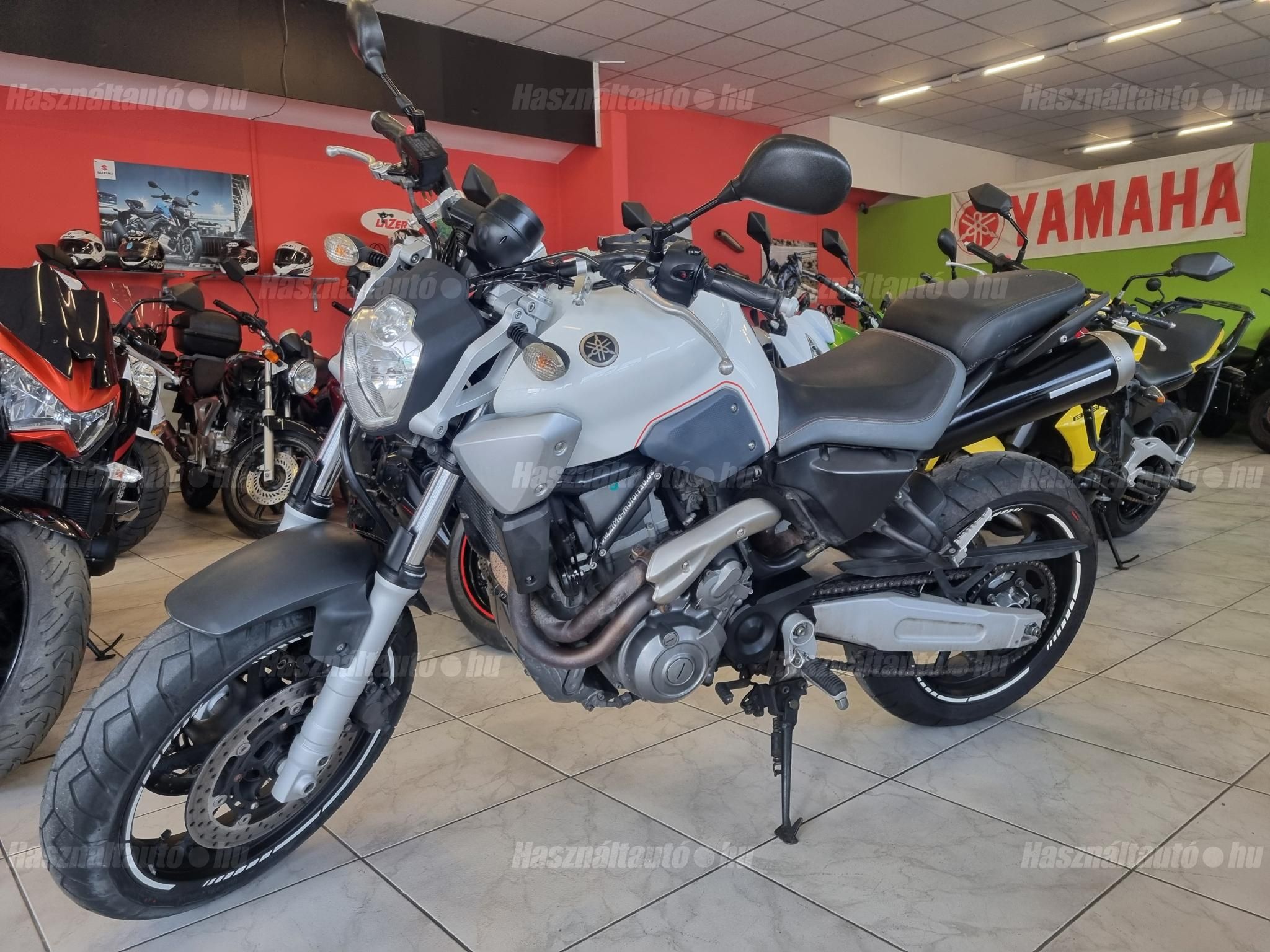 YAMAHA MT-03 2006/3 - 1