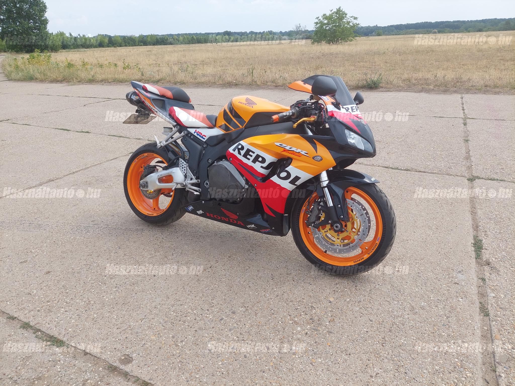 HONDA CBR 1000 RR 2007/4 - 1