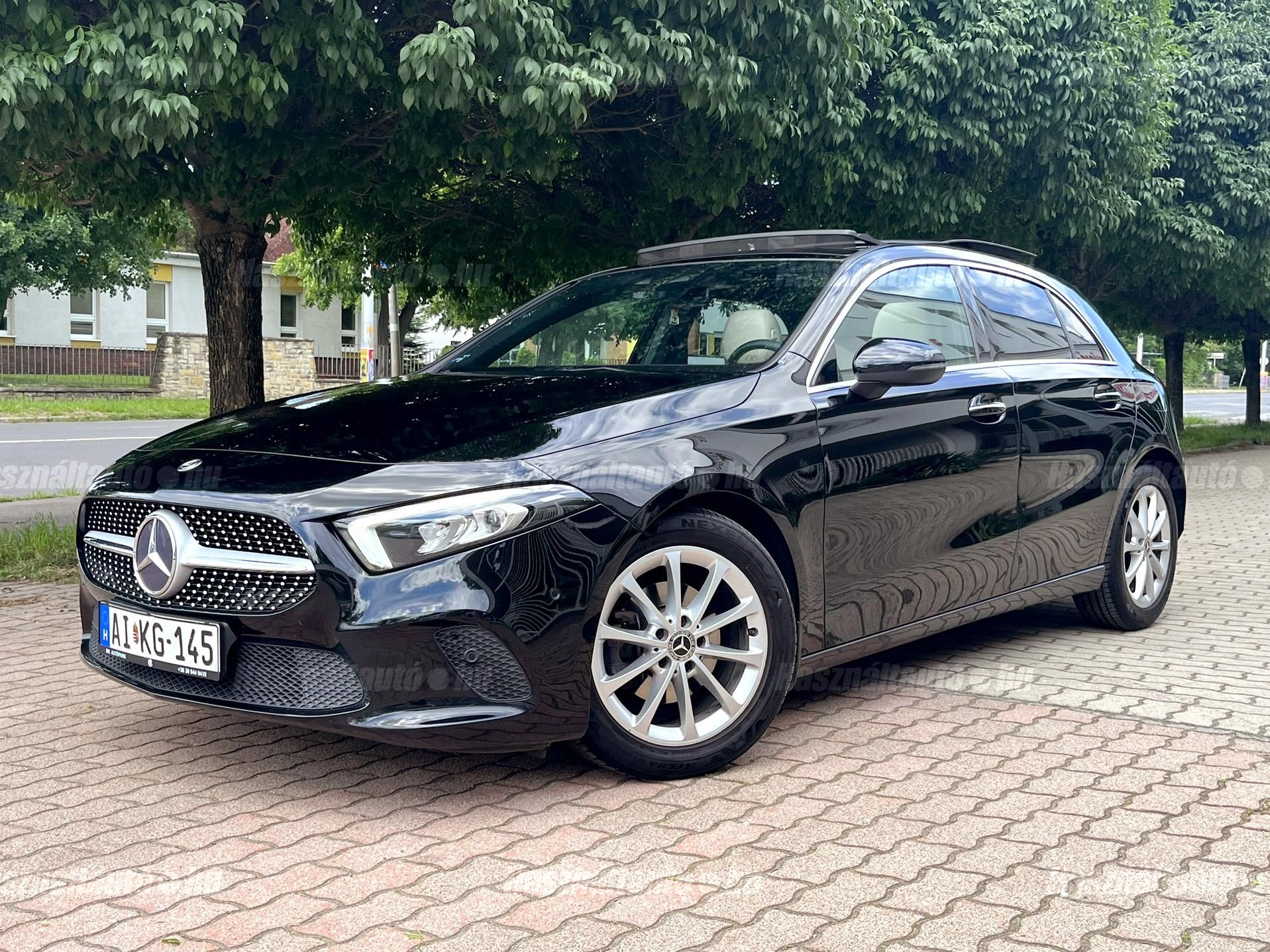 MERCEDES-BENZ A 180 2019/12 - 1