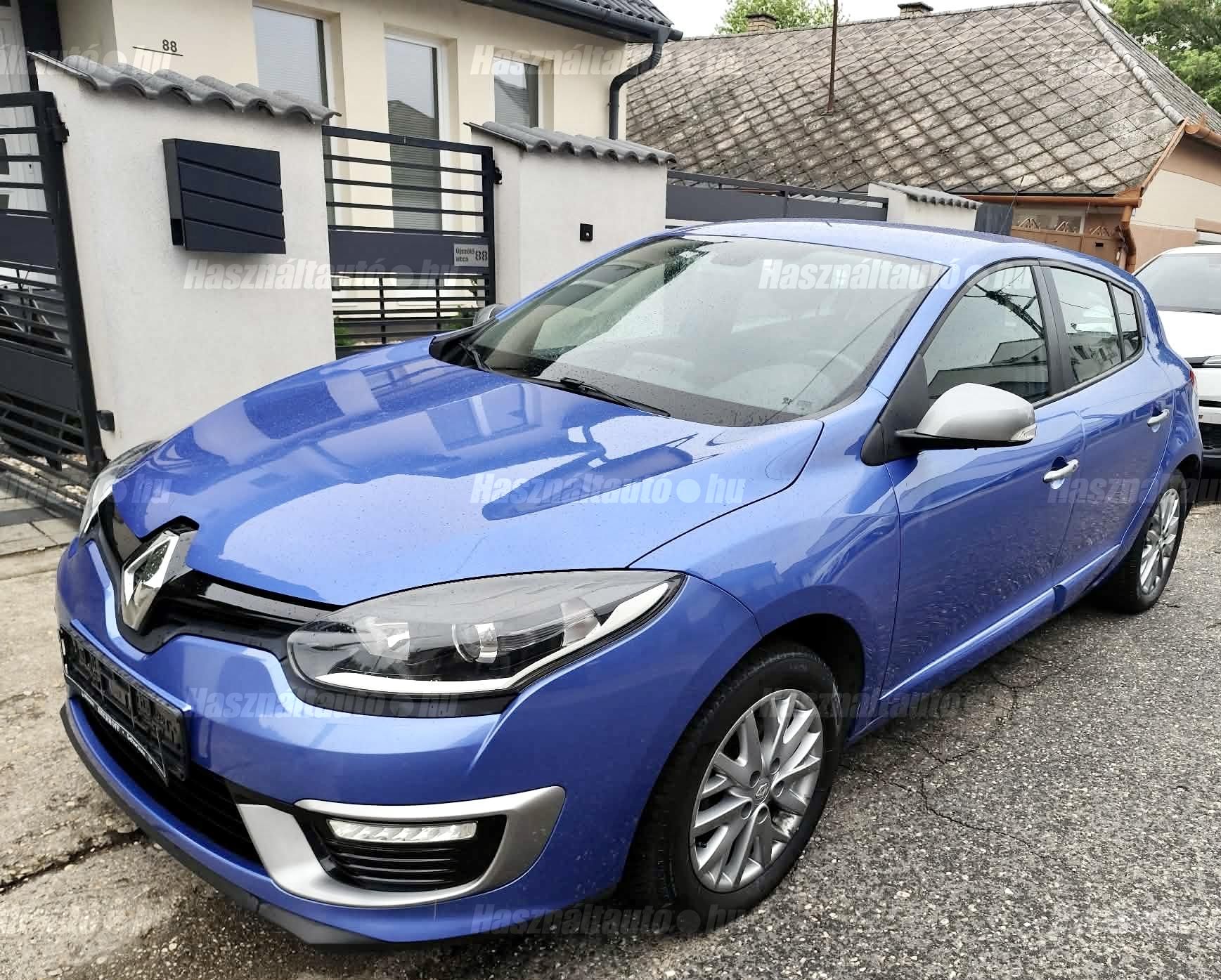 RENAULT MEGANE 2013/12 - 1