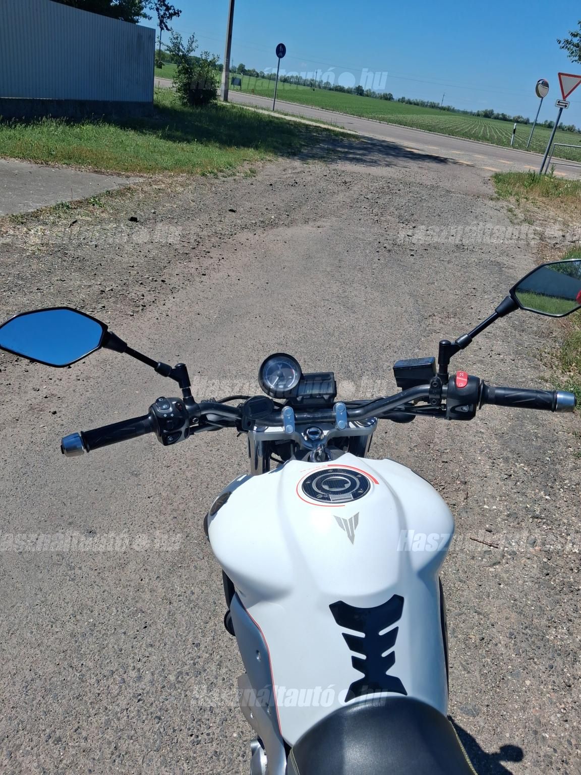 YAMAHA MT-03 2006/4 - 1