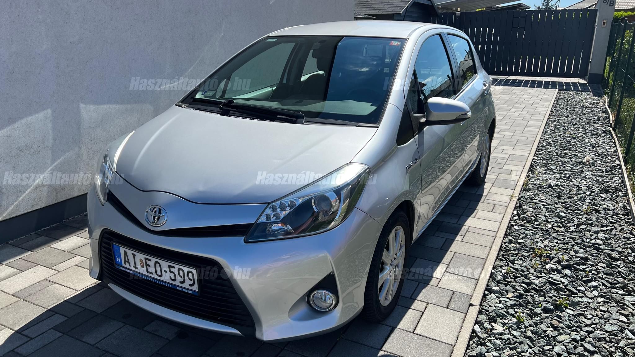 TOYOTA YARIS 2014/2 - 1