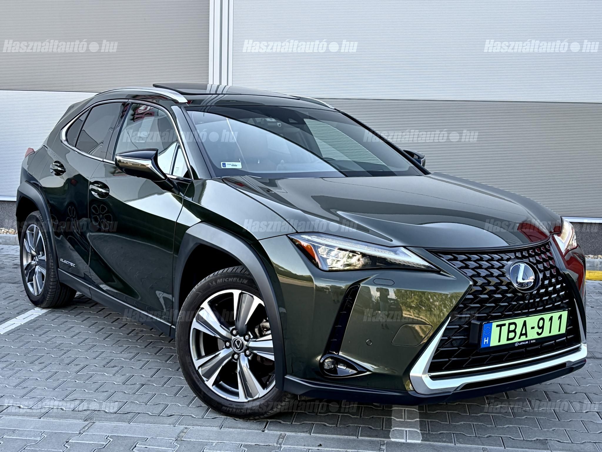 LEXUS UX 2022/1 - 1