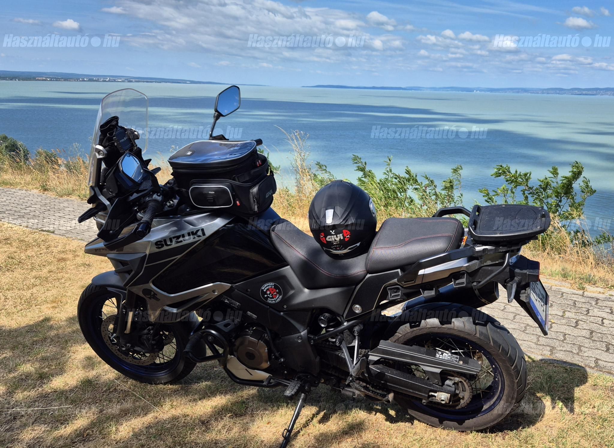 SUZUKI V-STROM 1050 XT ABS 2021/8 - 1