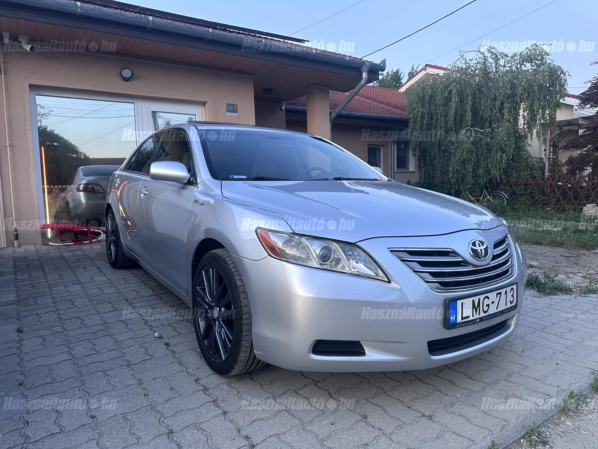 TOYOTA CAMRY 2008 - 1