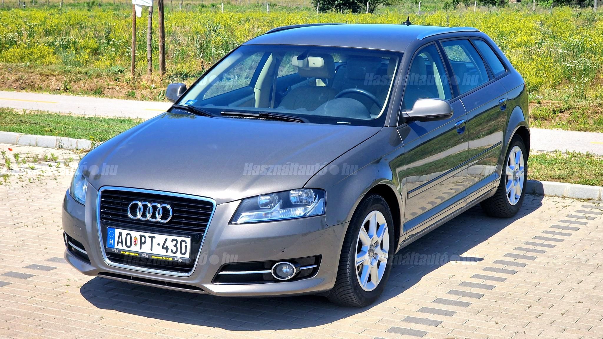 AUDI A3 2012/10 - 1