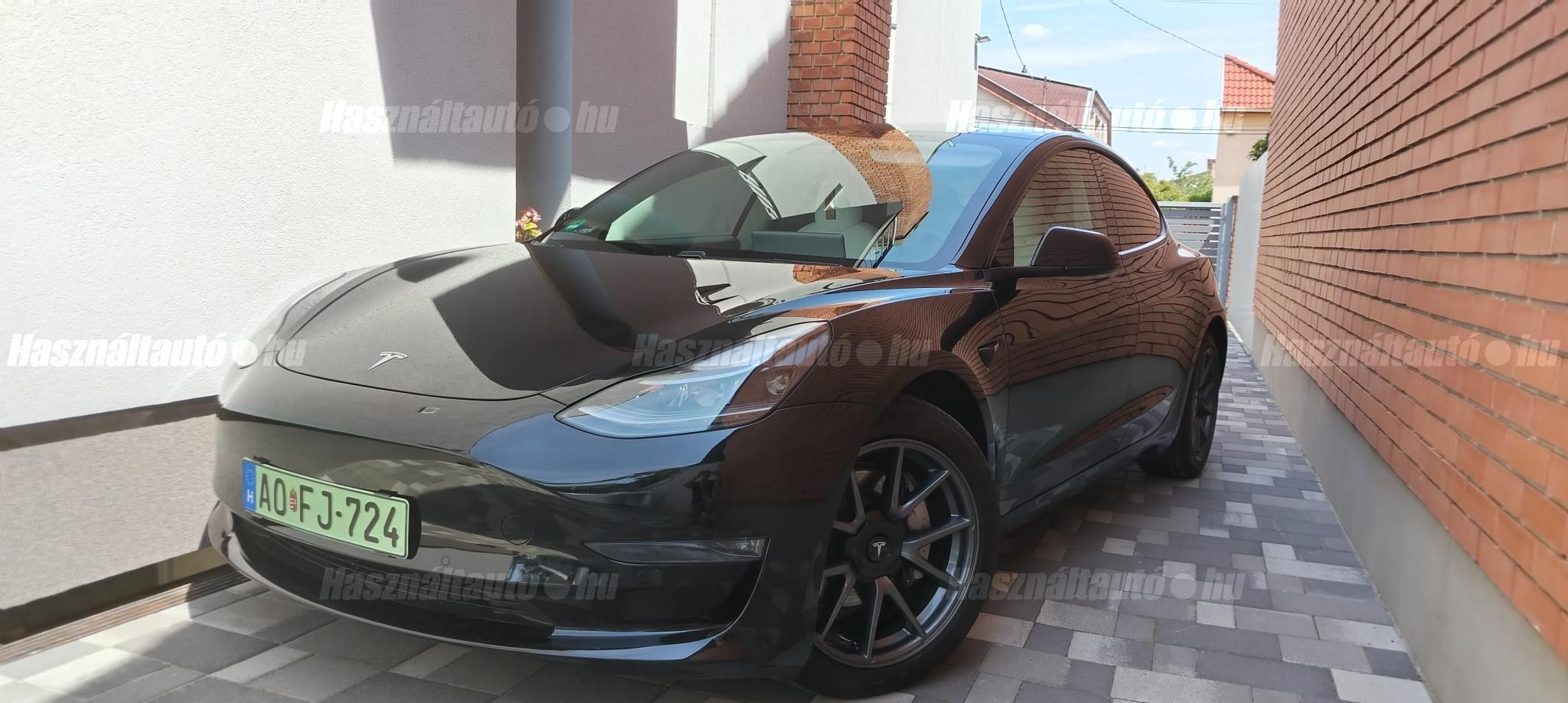 TESLA MODEL 3 2021/3 - 1