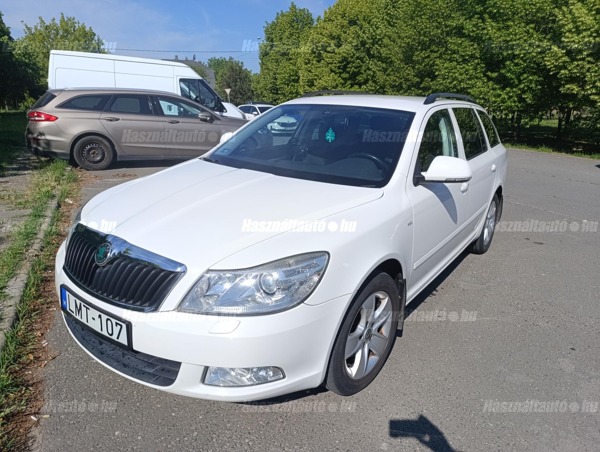 SKODA OCTAVIA 2011/2 - 1