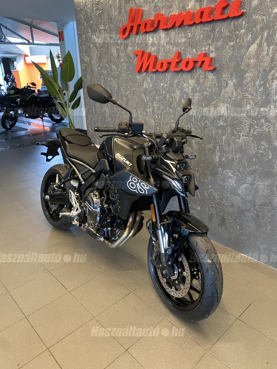 SUZUKI GSX 8 S 2026 - 1