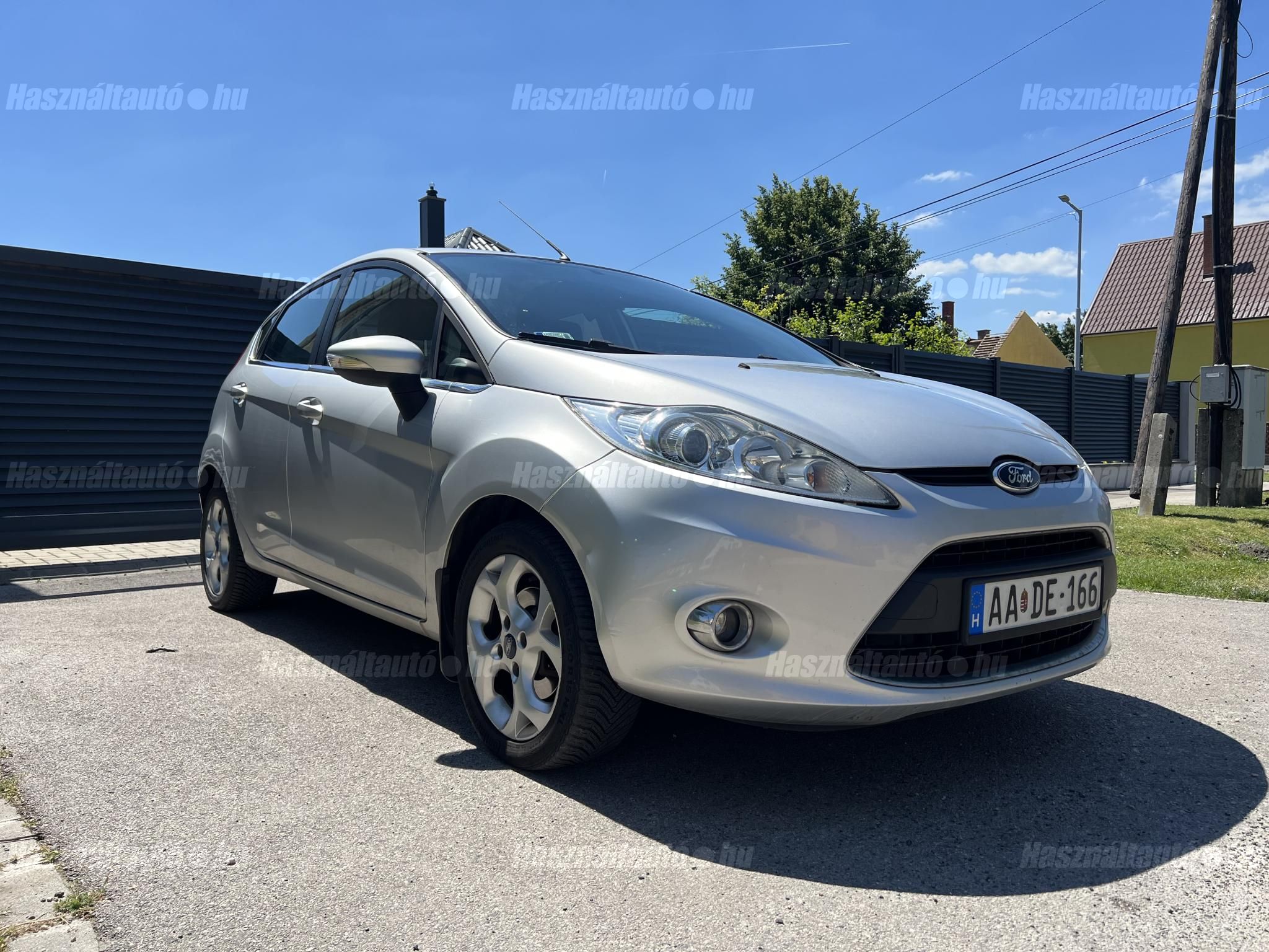 FORD FIESTA 2011/8 - 1