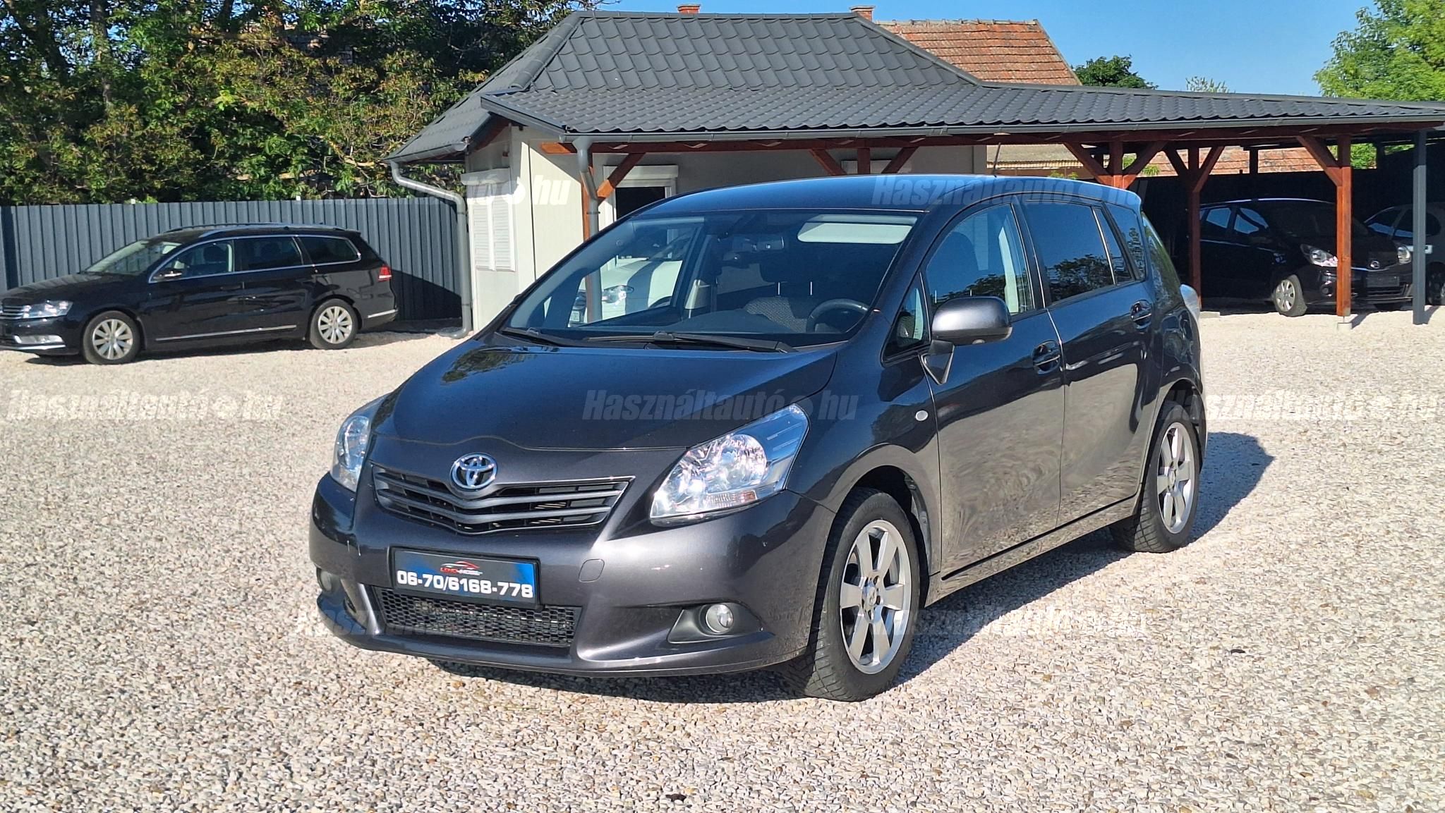 TOYOTA VERSO 2010/1 - 1