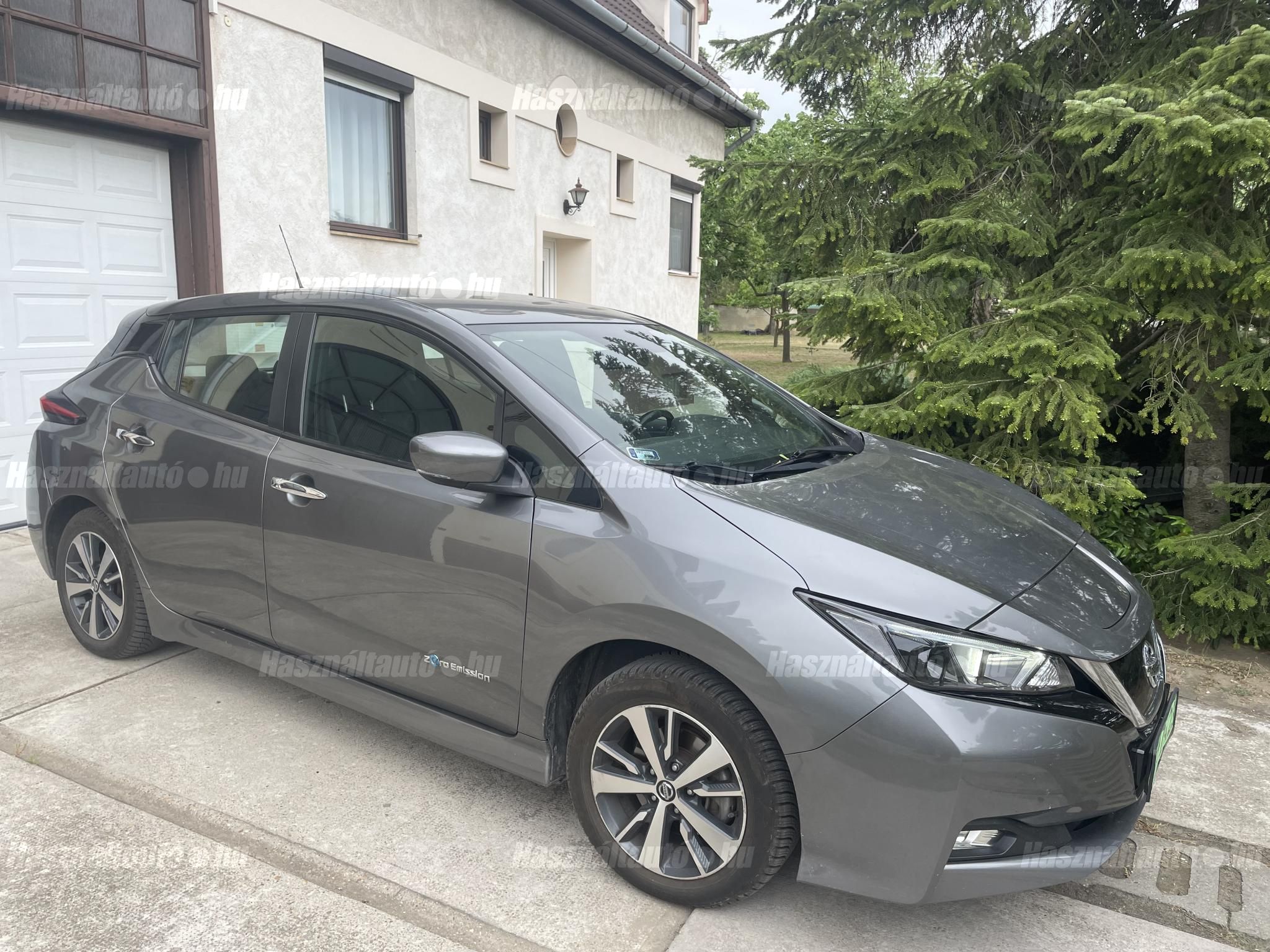 NISSAN LEAF 2018 - 1