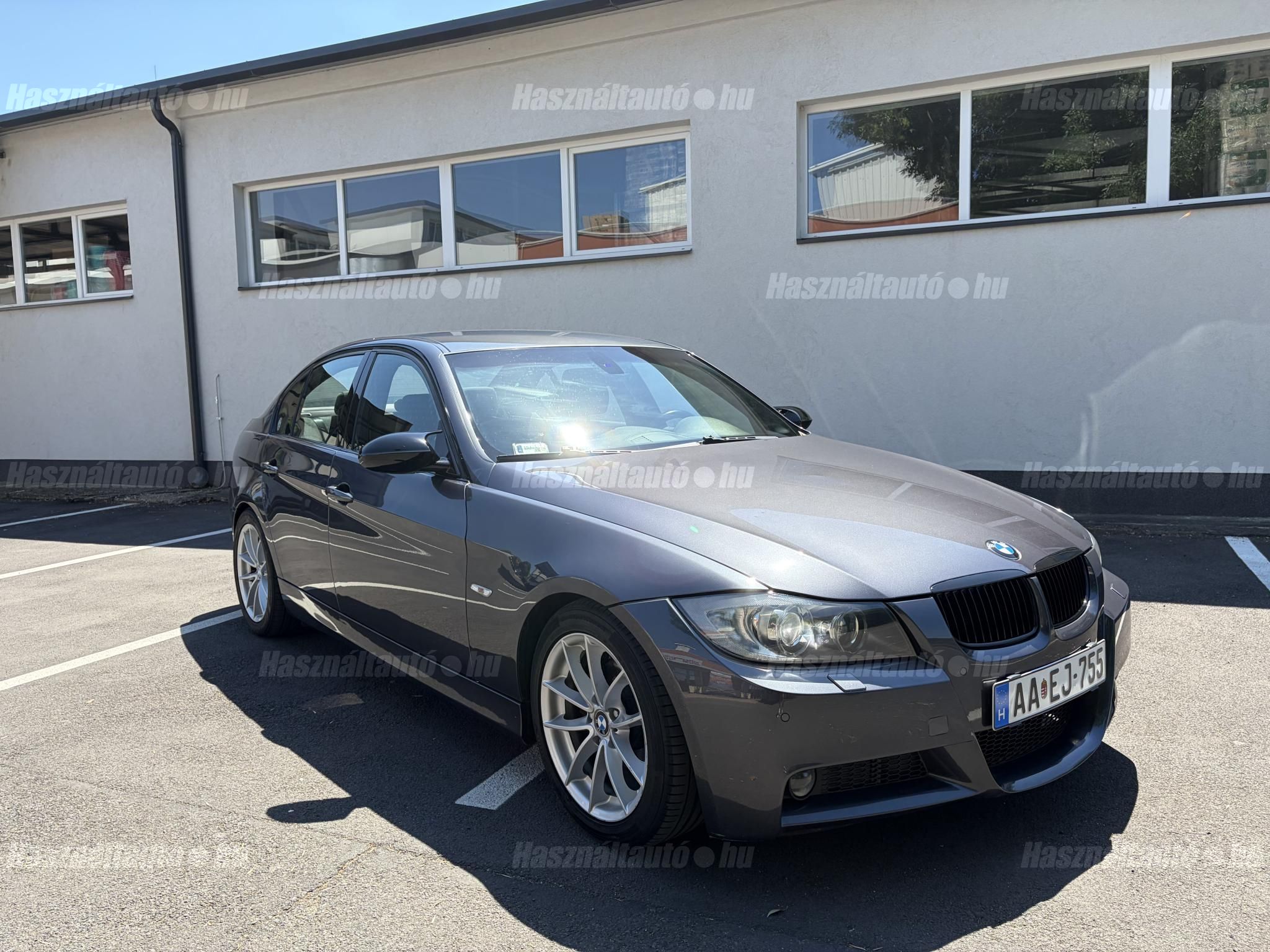 BMW 330 2006/9 - 1